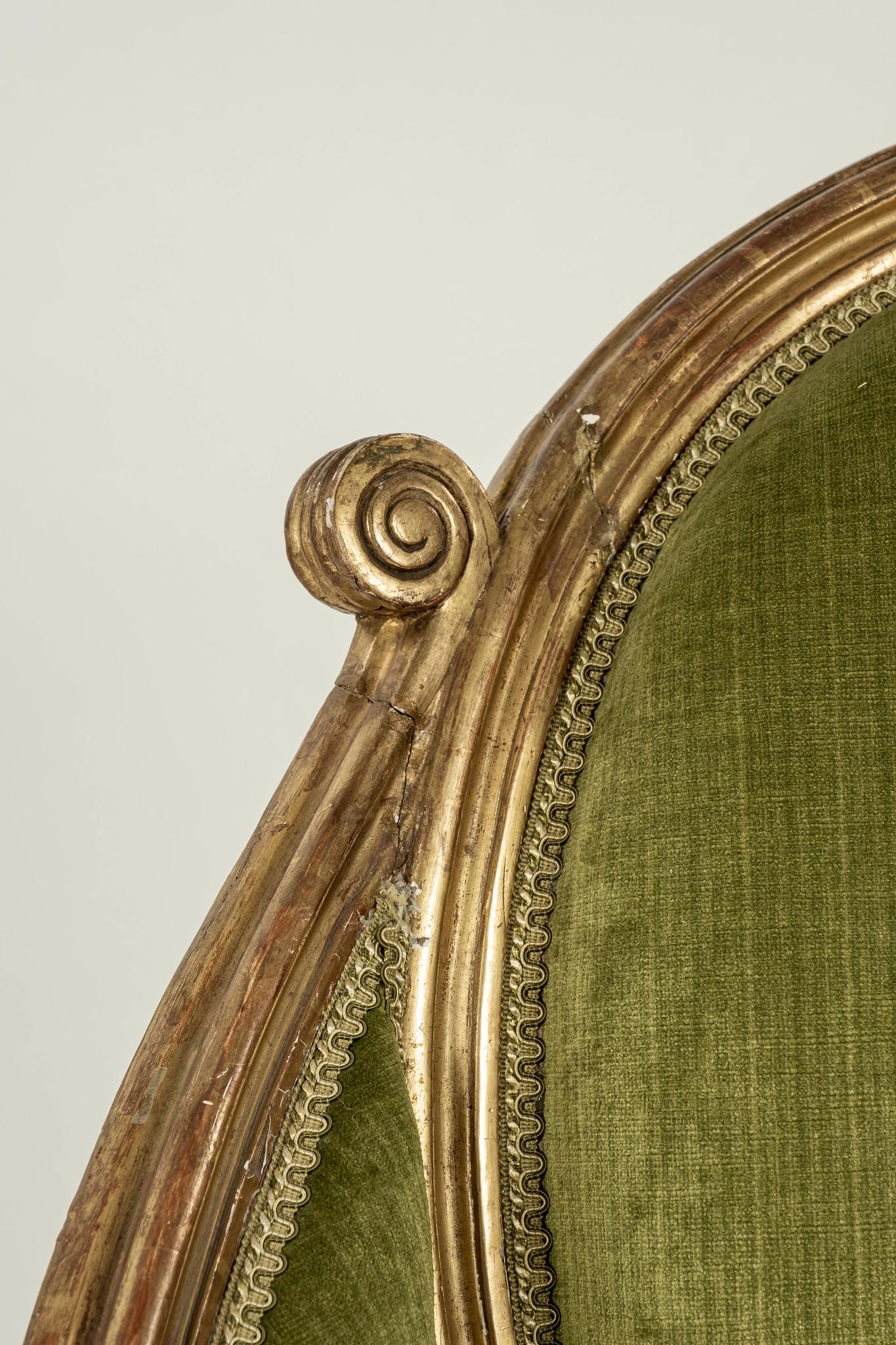 Paar vergoldete Bergeres im Louis-XVI-Stil im Angebot 2