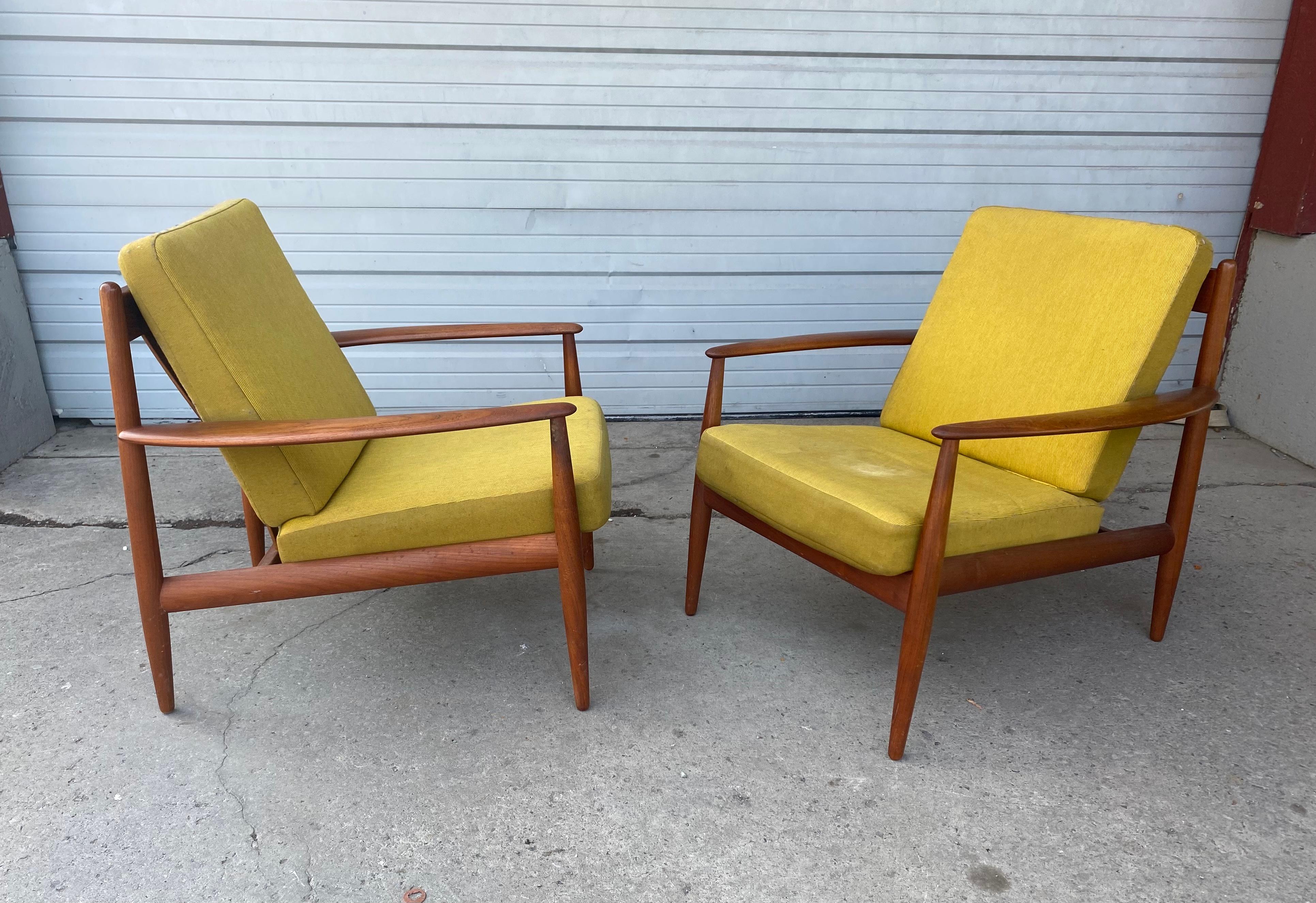 Danish Pair Lounge Chairs by Grete Jalk for France & Son, 1960s, Early Label