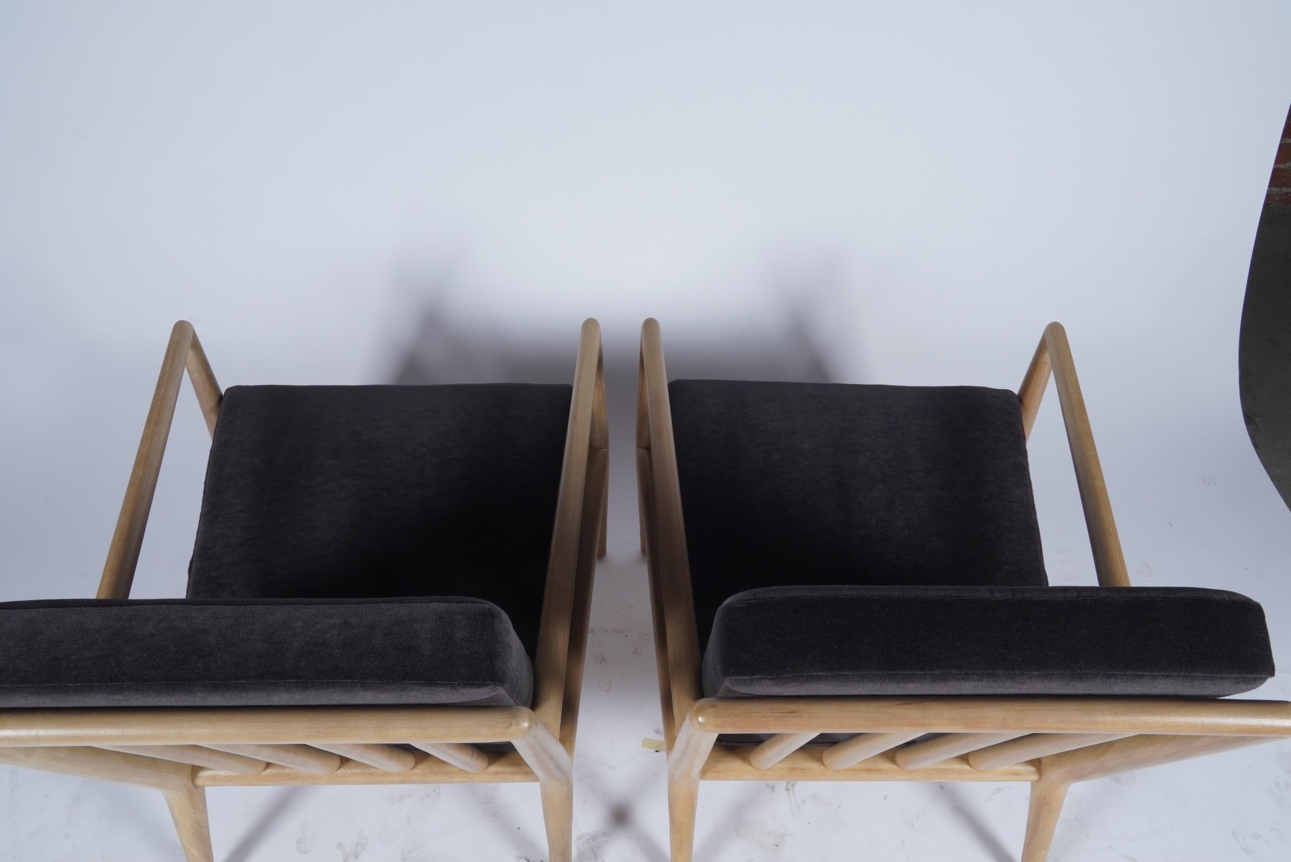 Mohair Paire de chaises longues de T.H Robsjohn-Gibbings pour Widdicomb en vente
