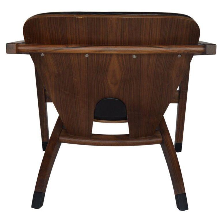 XXI secolo e contemporaneo Pair Lounge Chairs in the Style of Hans Wegner “Butterfly Model 460” for Getama in vendita