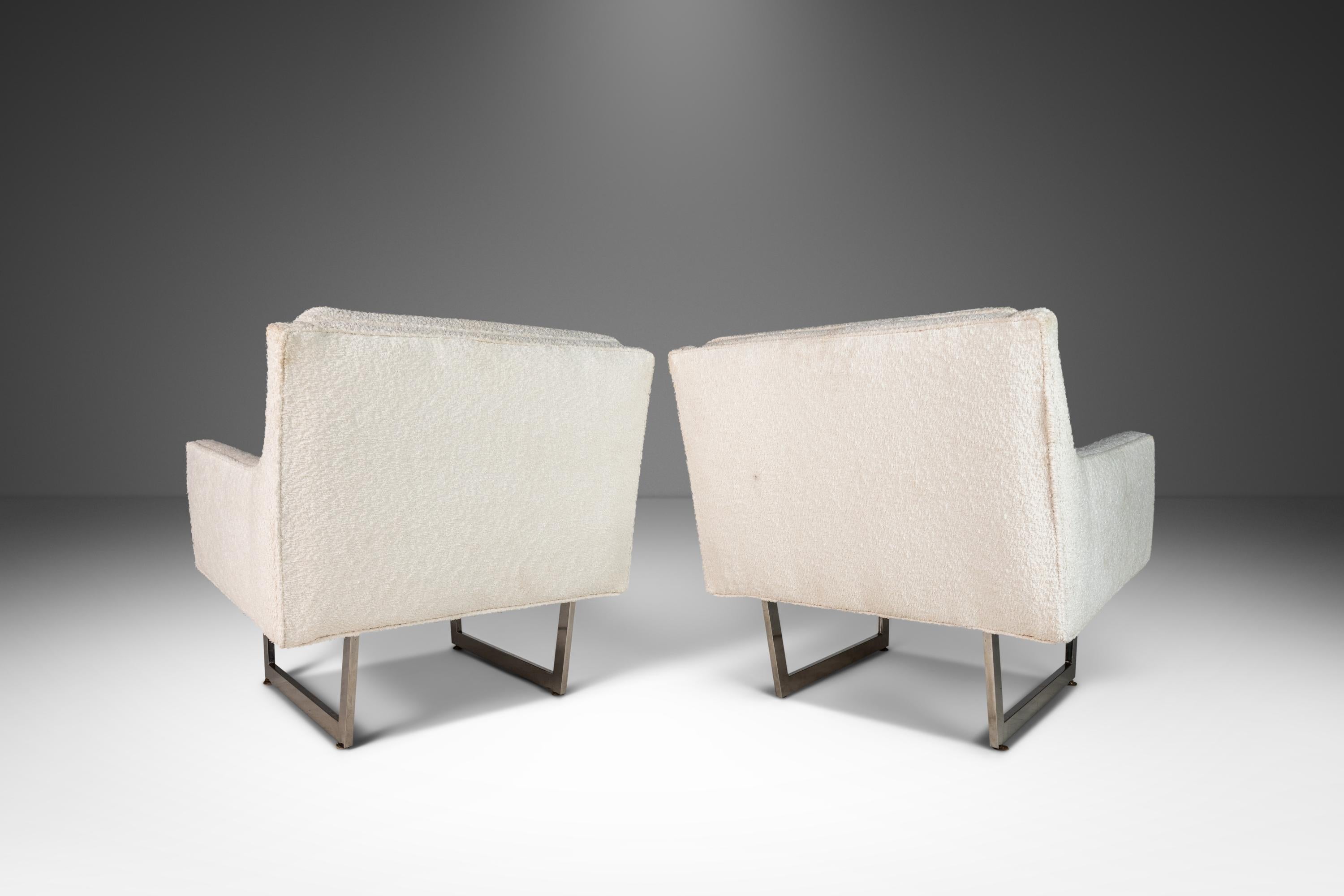 Pair Lounge Chairs Set on Chrome Bases by Patrician Furniture Co., USA, c. 1960s For Sale 6