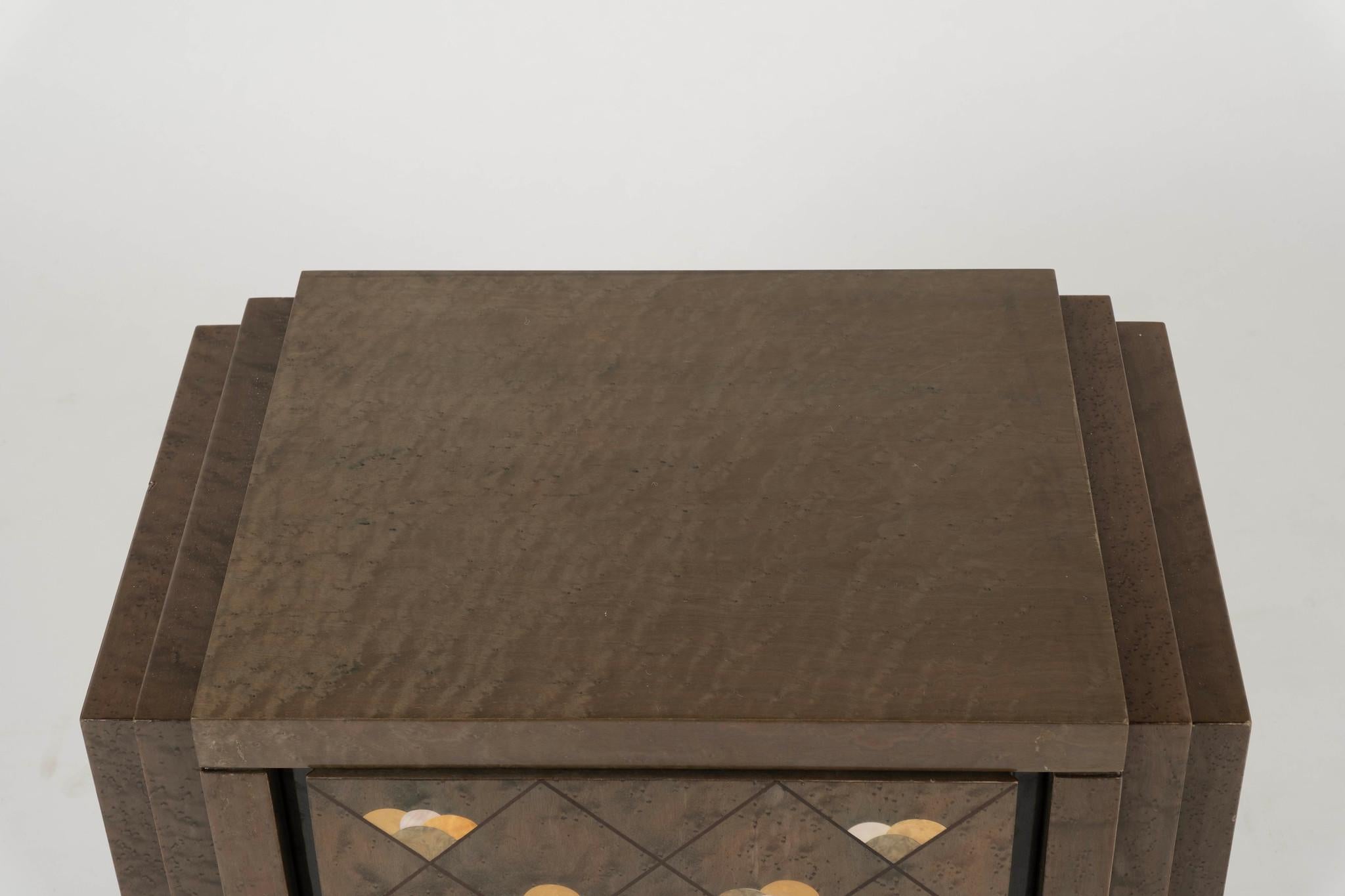 Marqueterie Paire de tables de chevet Luciano Frigerio pour Frigerio Di Desio Chiaro di Luna en vente