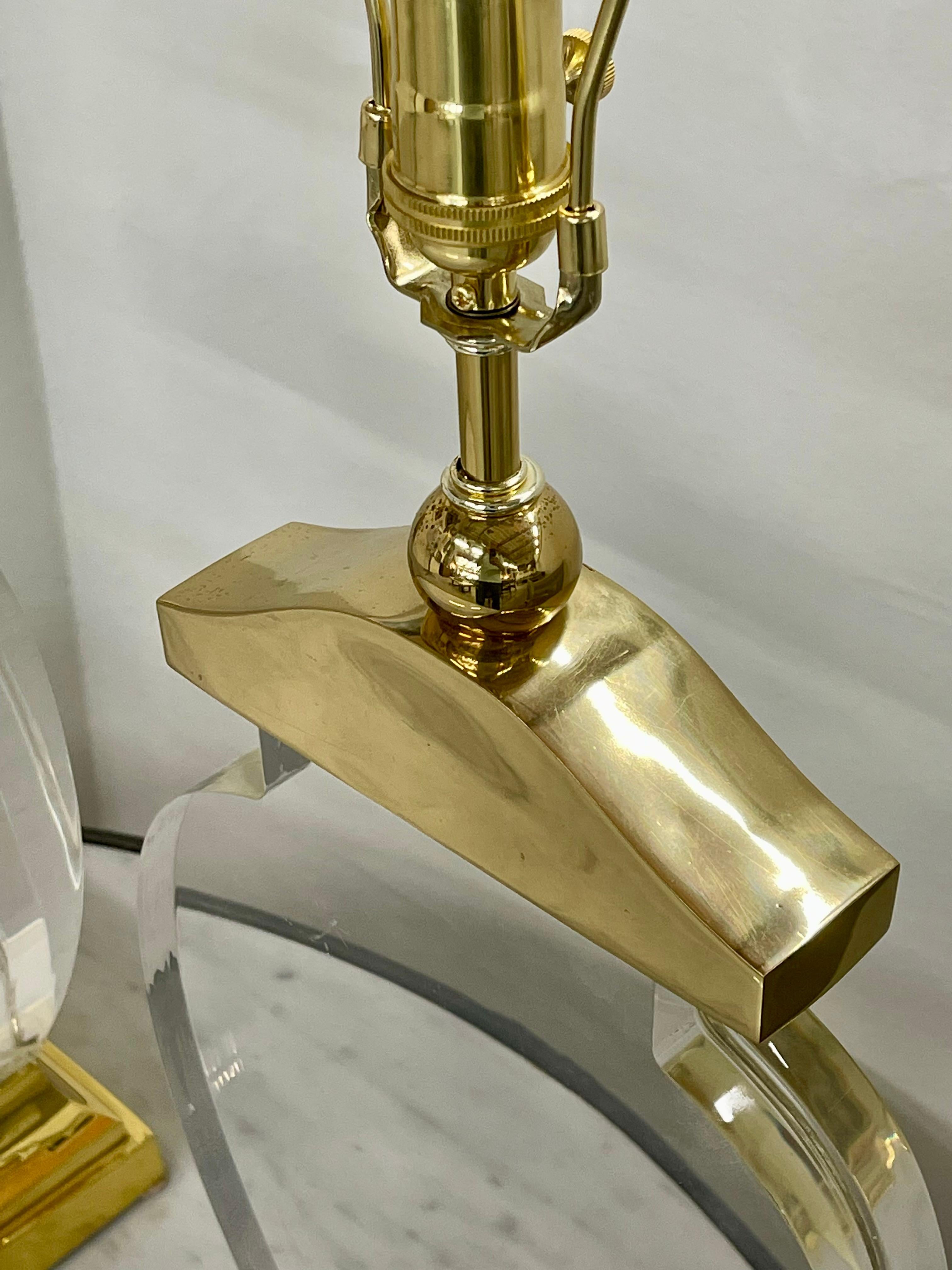 20th Century Pair Lucite and Brass Lamps For Sale