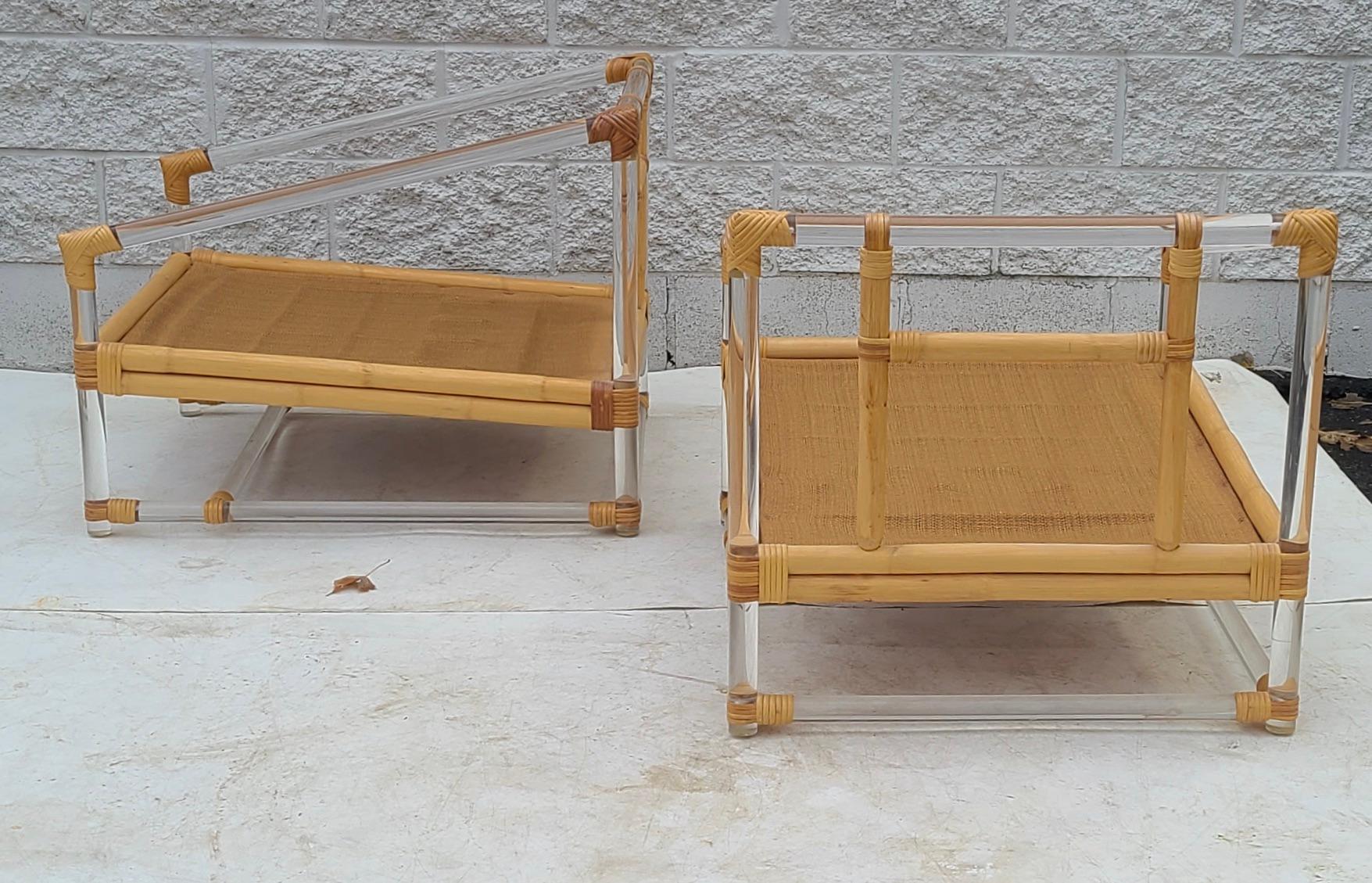 Coppia di sedie da salotto in lucite e rattan di McGuire per Four Seasons 6