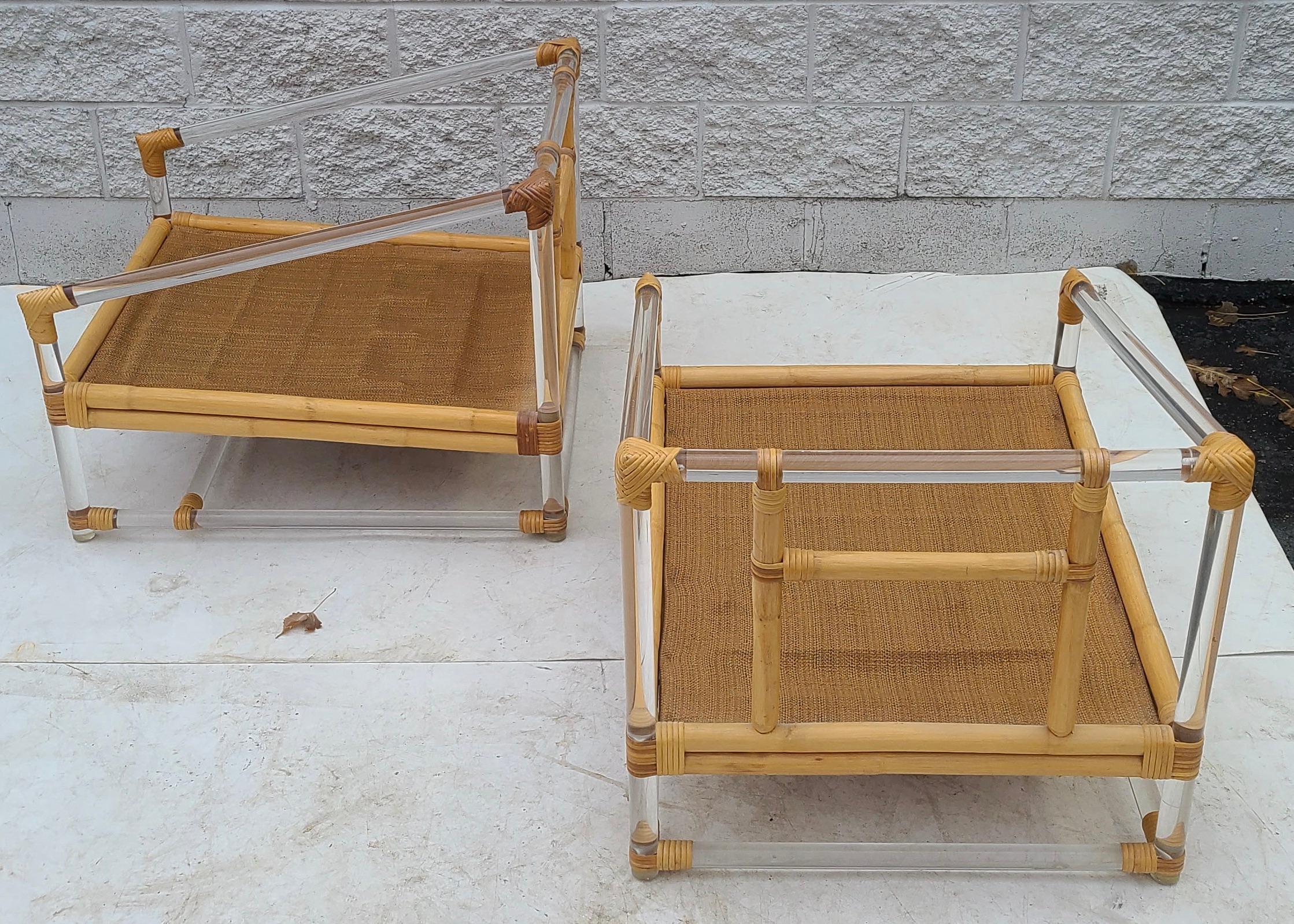 Coppia di sedie da salotto in lucite e rattan di McGuire per Four Seasons 7