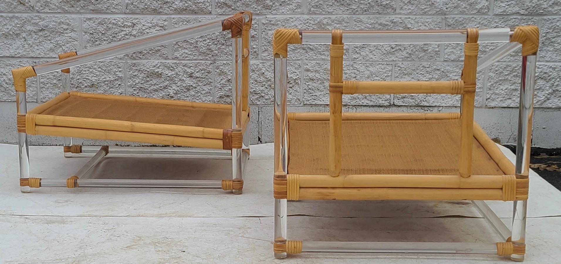 Coppia di sedie da salotto in lucite e rattan di McGuire per Four Seasons 10