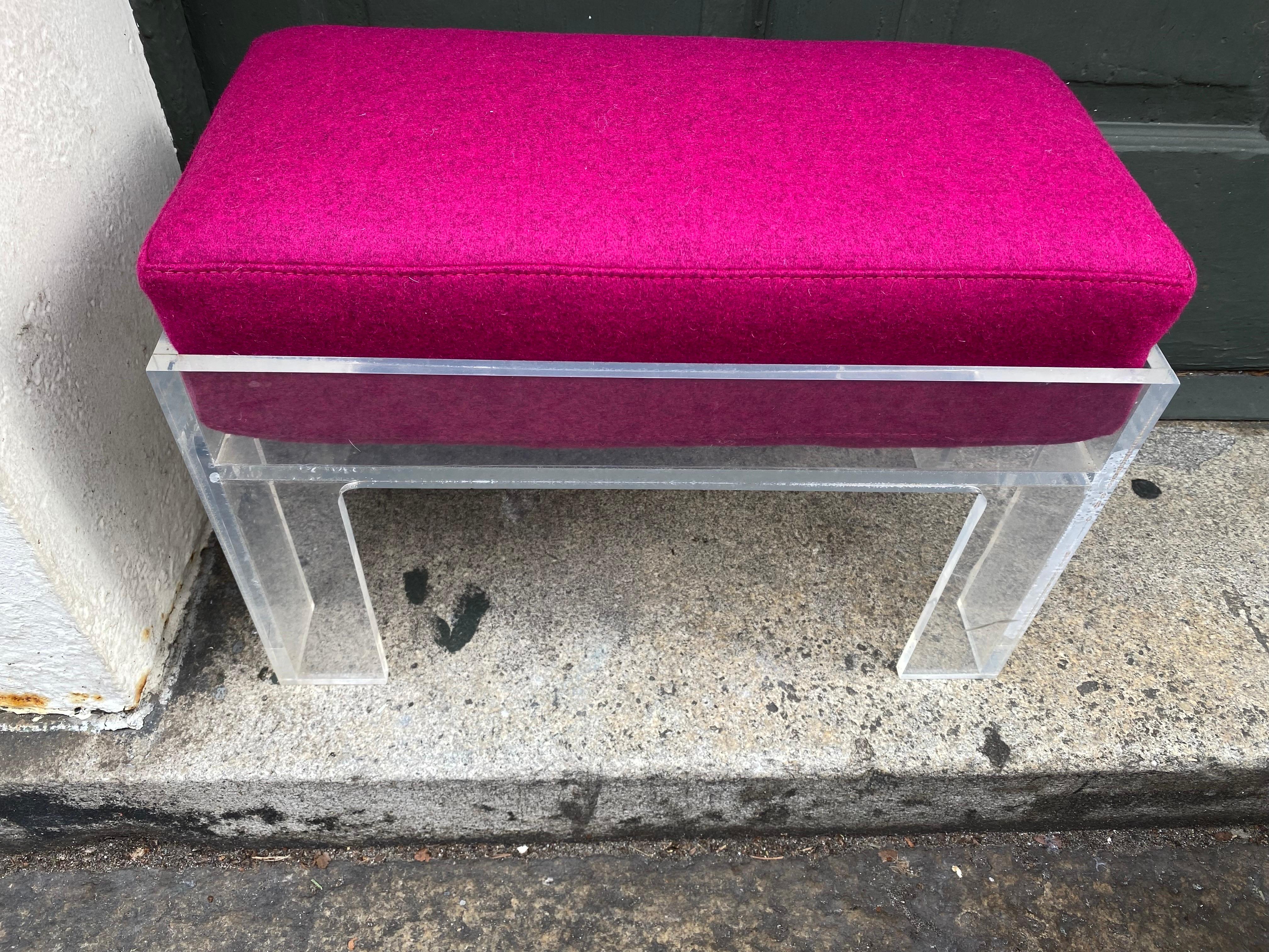 Pair Lucite Ottomans with electric Pink Cushions In Good Condition For Sale In Philadelphia, PA