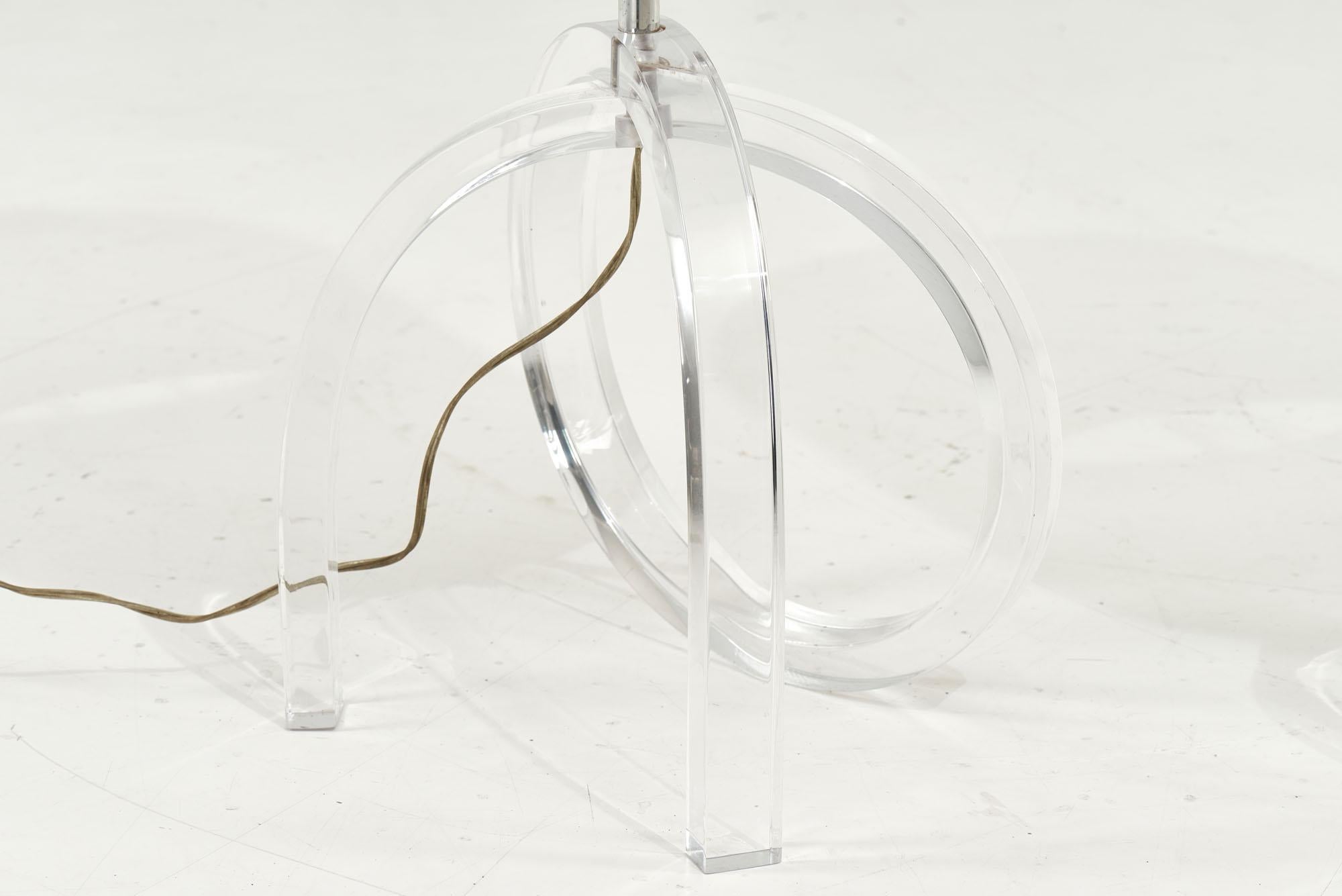 Pair Lucite Pretzel Table Lamps Herb Ritts Astrolite, 1960 In Good Condition In Chicago, IL