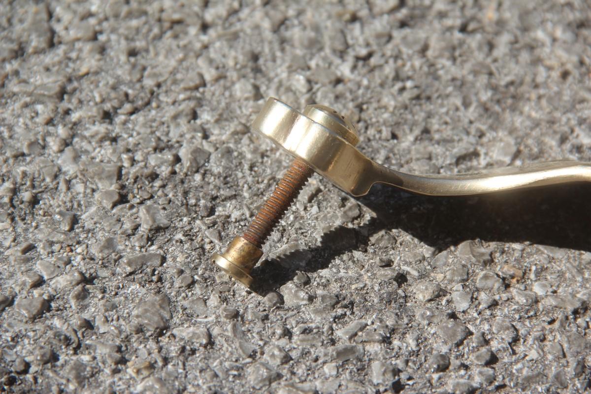 Paire de poignées de luxe en laiton doré de style Carlo Mollino, Italie, milieu du siècle dernier en vente 8