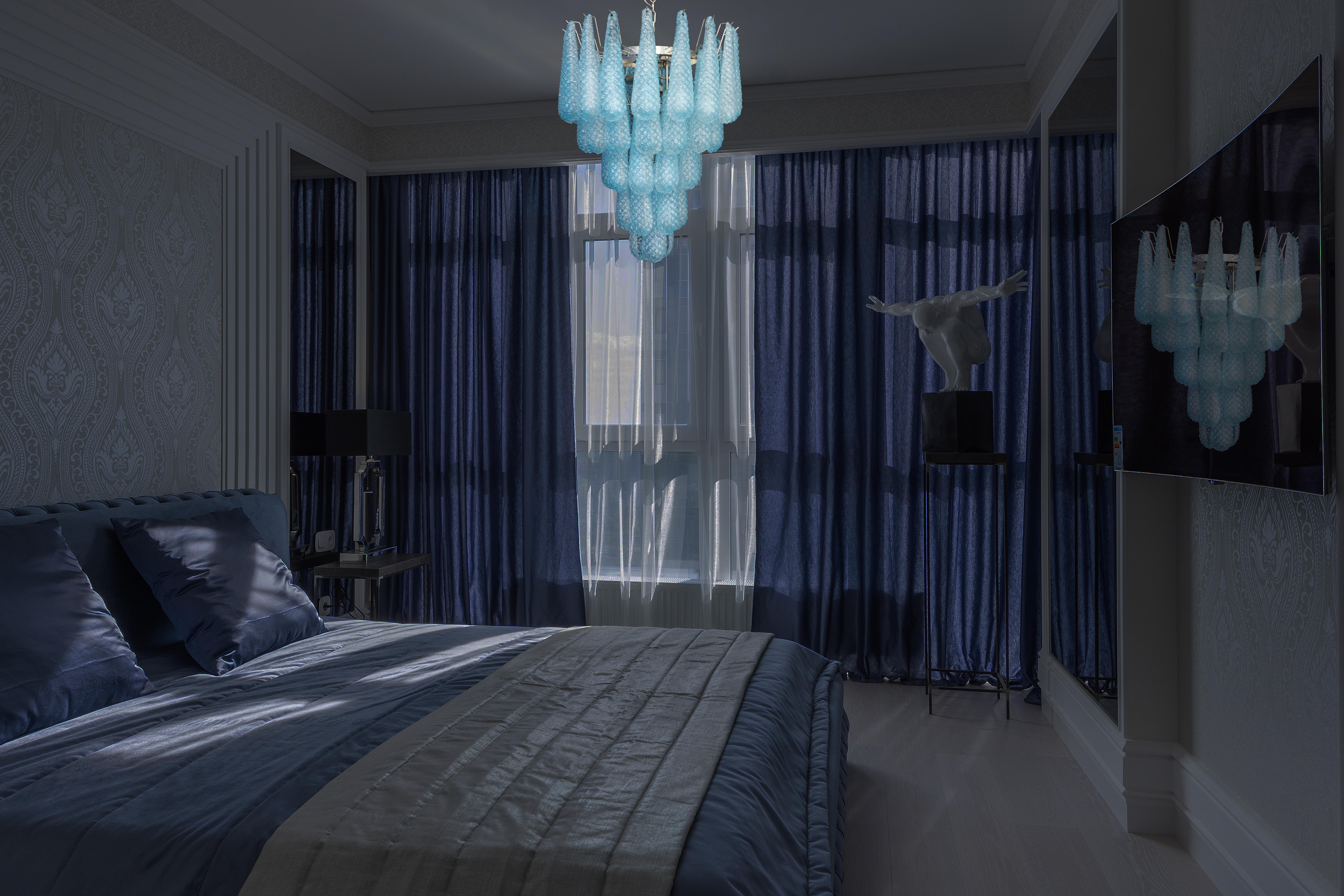 Pair Magic Murano Blue Drops Chandeliers In Good Condition For Sale In Budapest, HU