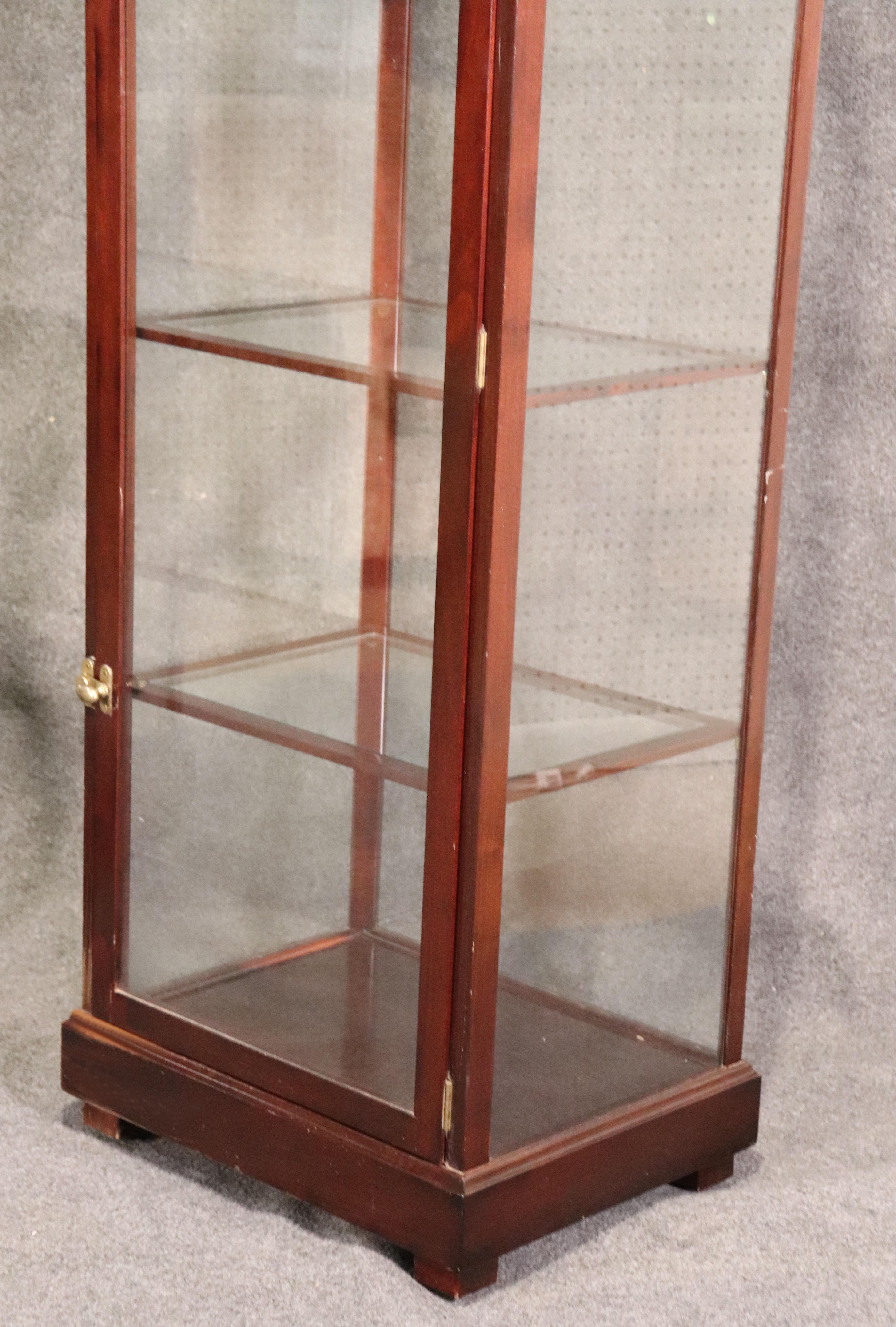 Pair of Mahogany Arched Narrow Glass Italian-Made Vitrine China Display Cabinets 7