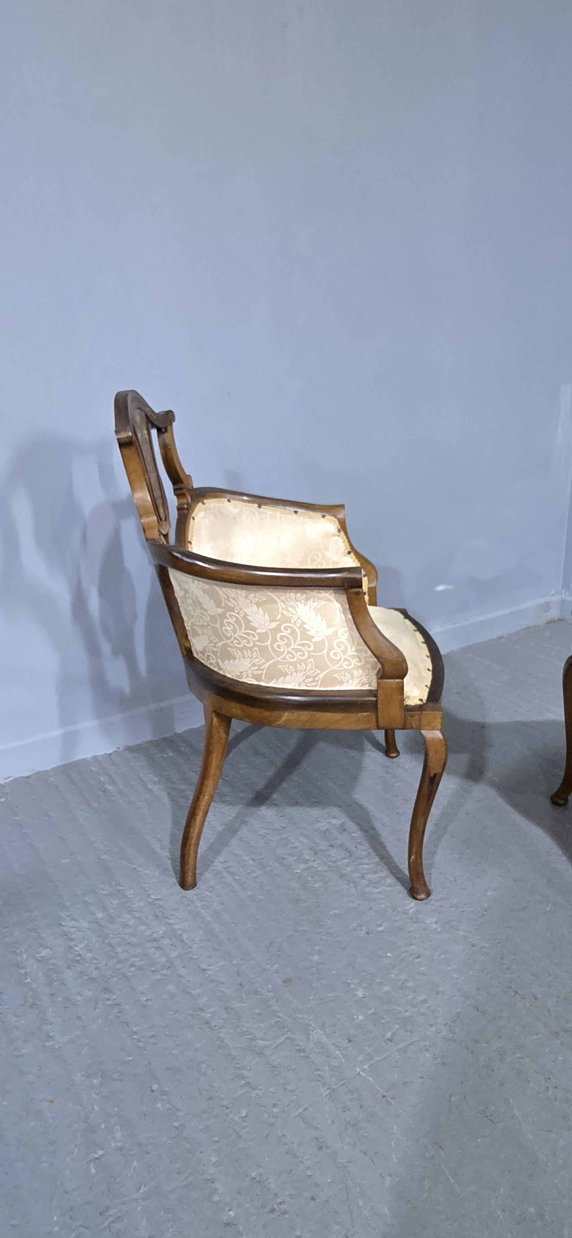 Paar Mahagoni Jugendstil Beistellstühle im Angebot 2