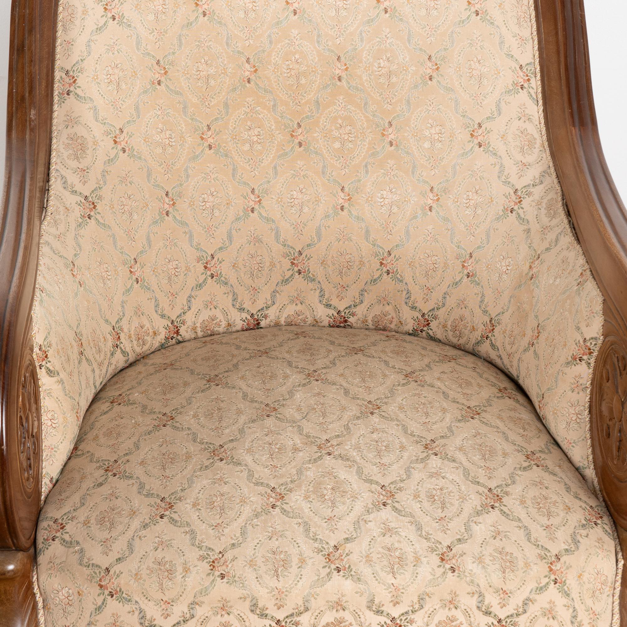 Pair, Mahogany Club Library Chairs, Denmark circa 1900's In Good Condition For Sale In Round Top, TX