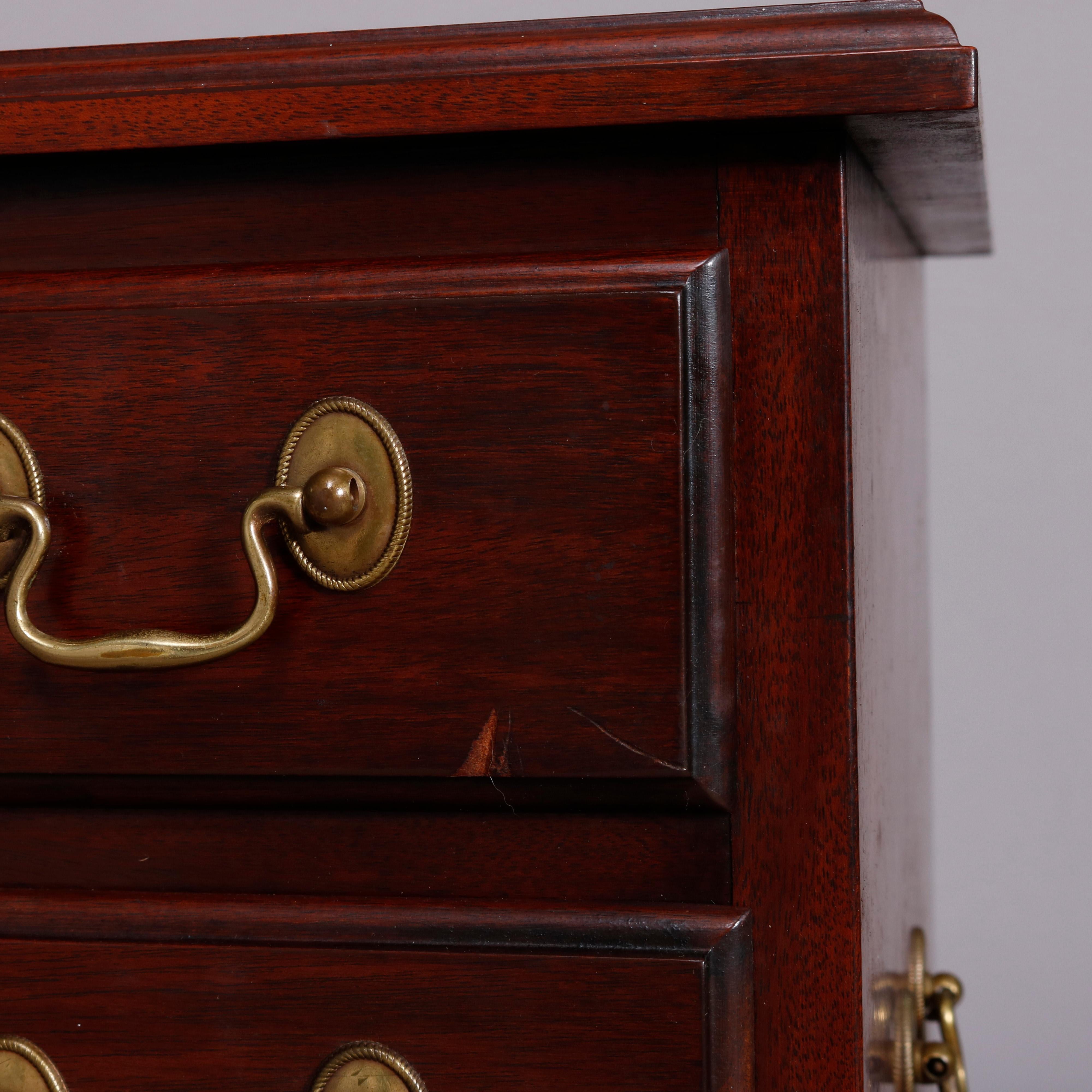 Pair of Mahogany Virginia Galleries Henkel Harris Mahogany Chests of Drawers In Good Condition In Big Flats, NY