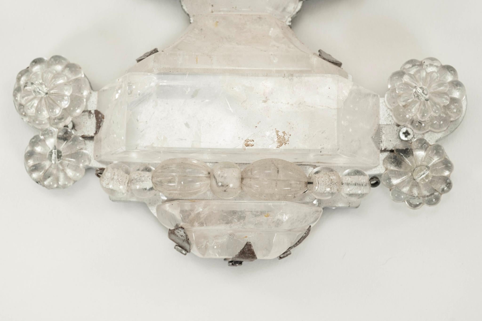 Paire d'appliques en forme d'urne en cristal de roche de style Maison Bagues en vente 3