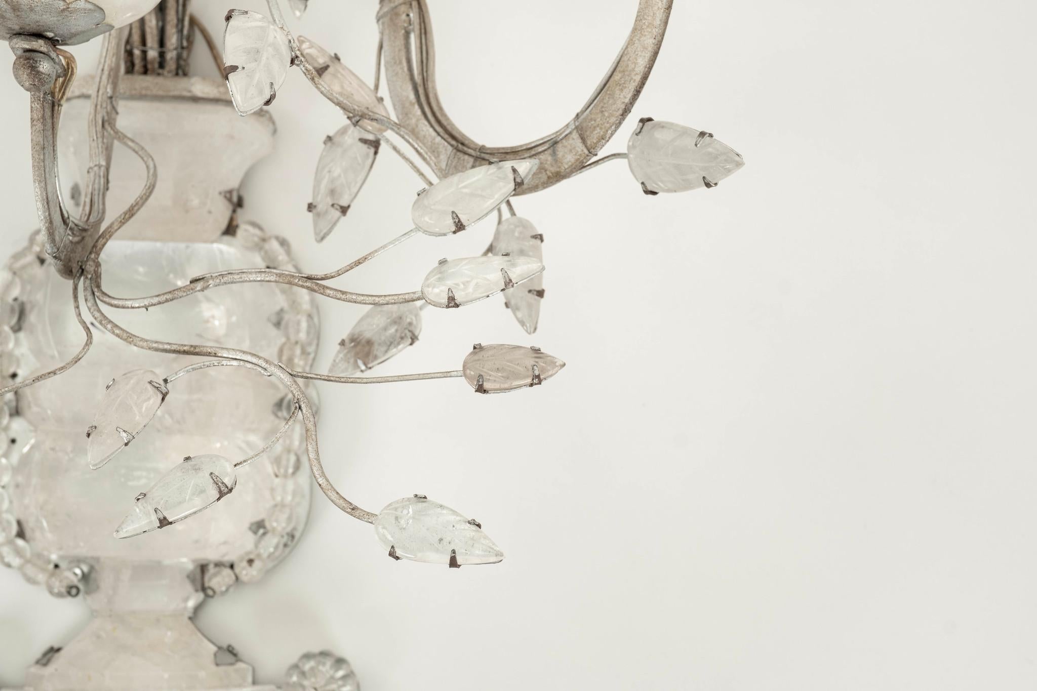 Paire d'appliques en forme d'urne en cristal de roche de style Maison Bagues en vente 8