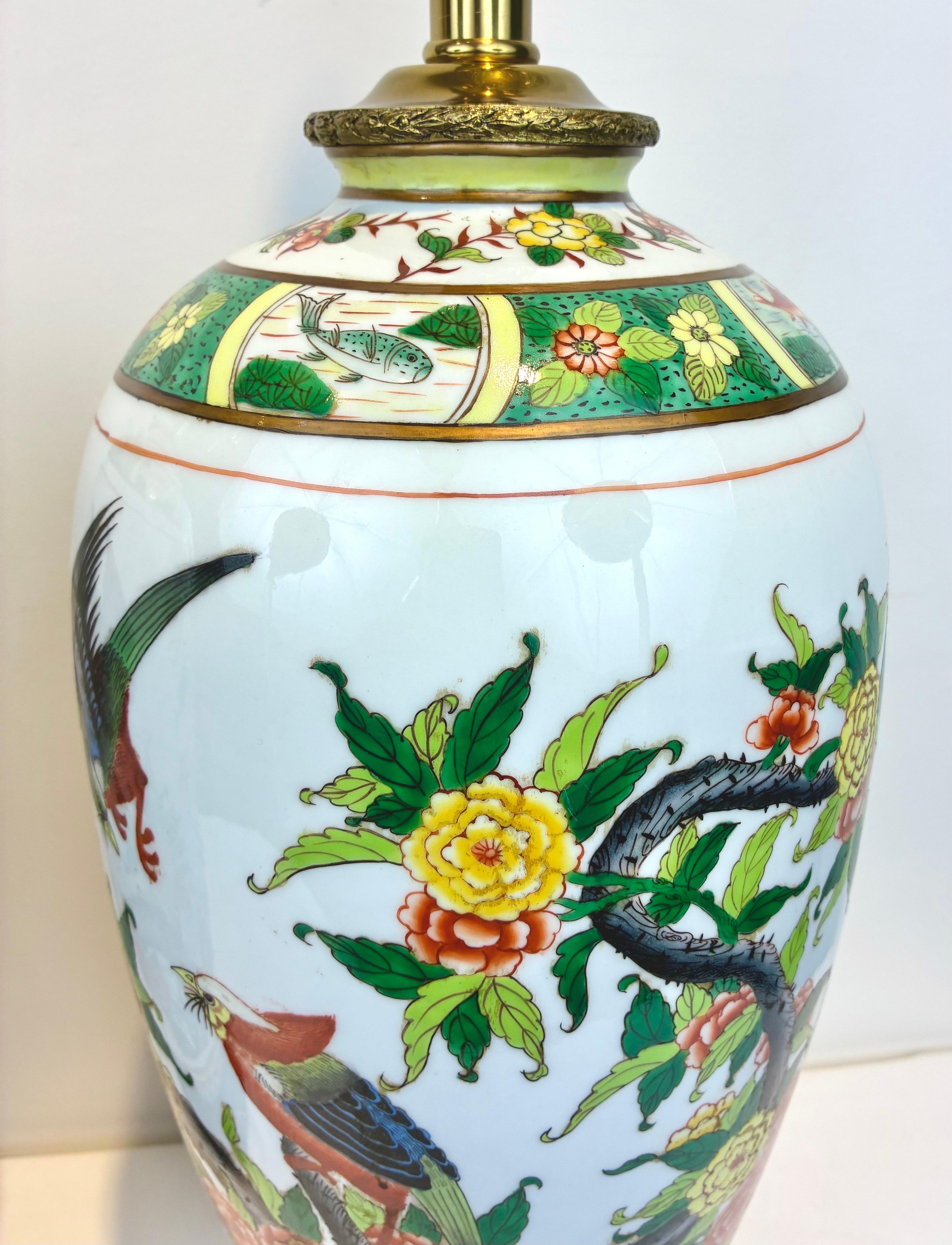 20th Century Pair Maitland Smith Chinese Export Style Porcelain Lamps. For Sale