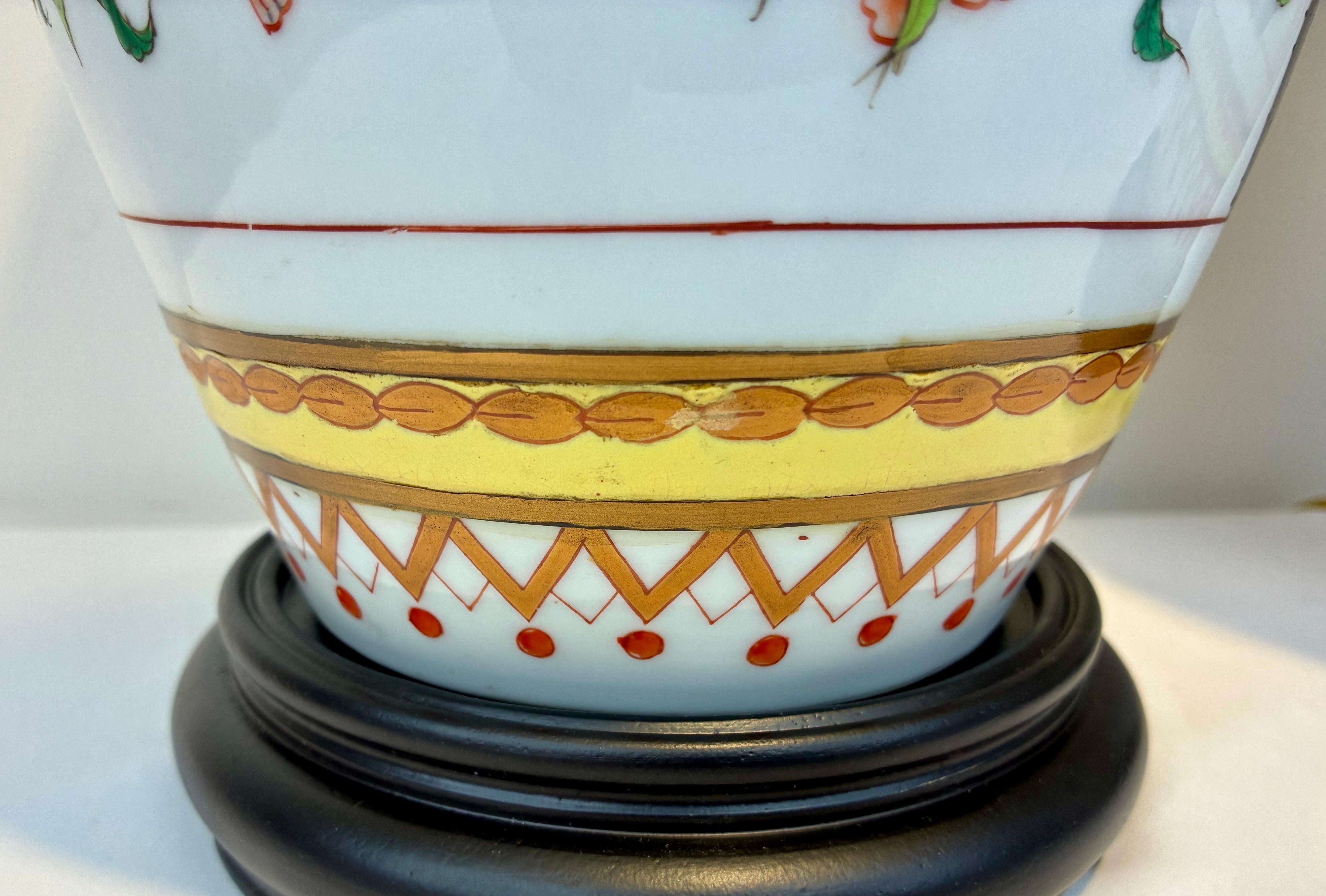 Pair Maitland Smith Chinese Export Style Porcelain Lamps. For Sale 5