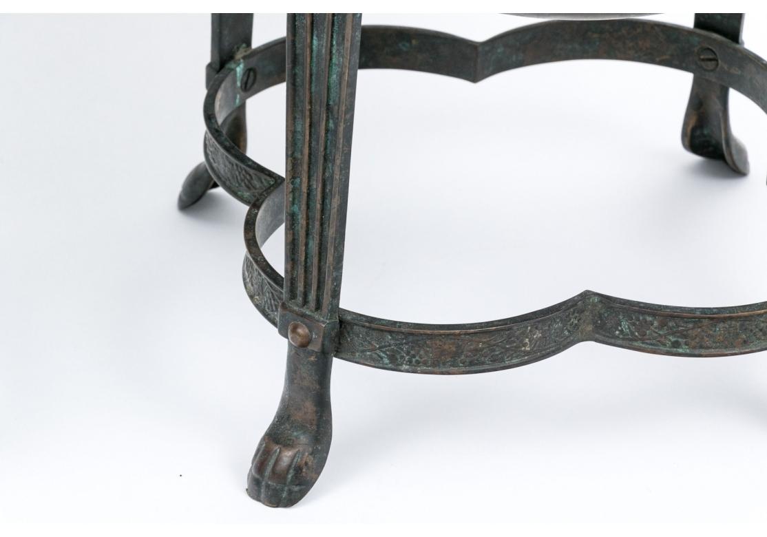 Paar Maitland Smith Ltd. Indien gemacht patiniert Kupfer Kompott Schalen oder Jardiniere (20. Jahrhundert) im Angebot