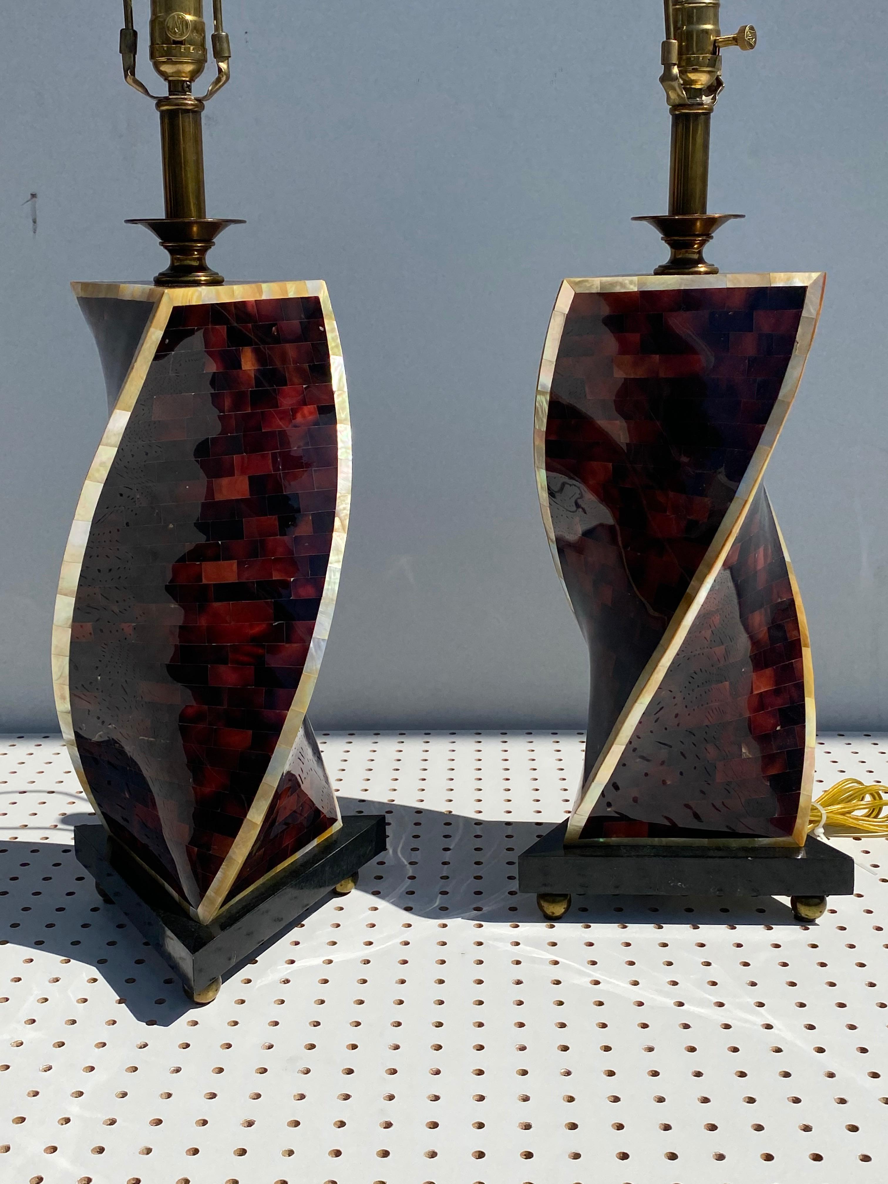 Pair of Maitland Smith Tessellated Horn Lamps In Good Condition For Sale In North Hollywood, CA