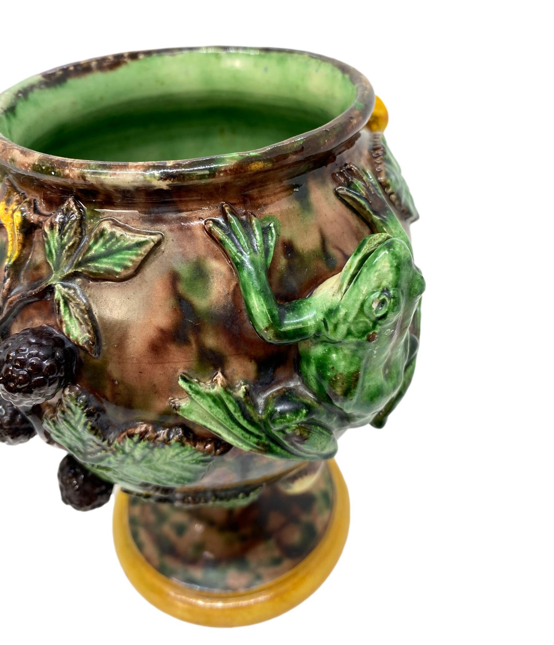 Pair of Majolica Palissy Ware Vases with Frogs, Thomas Sergent French circa 1885 1