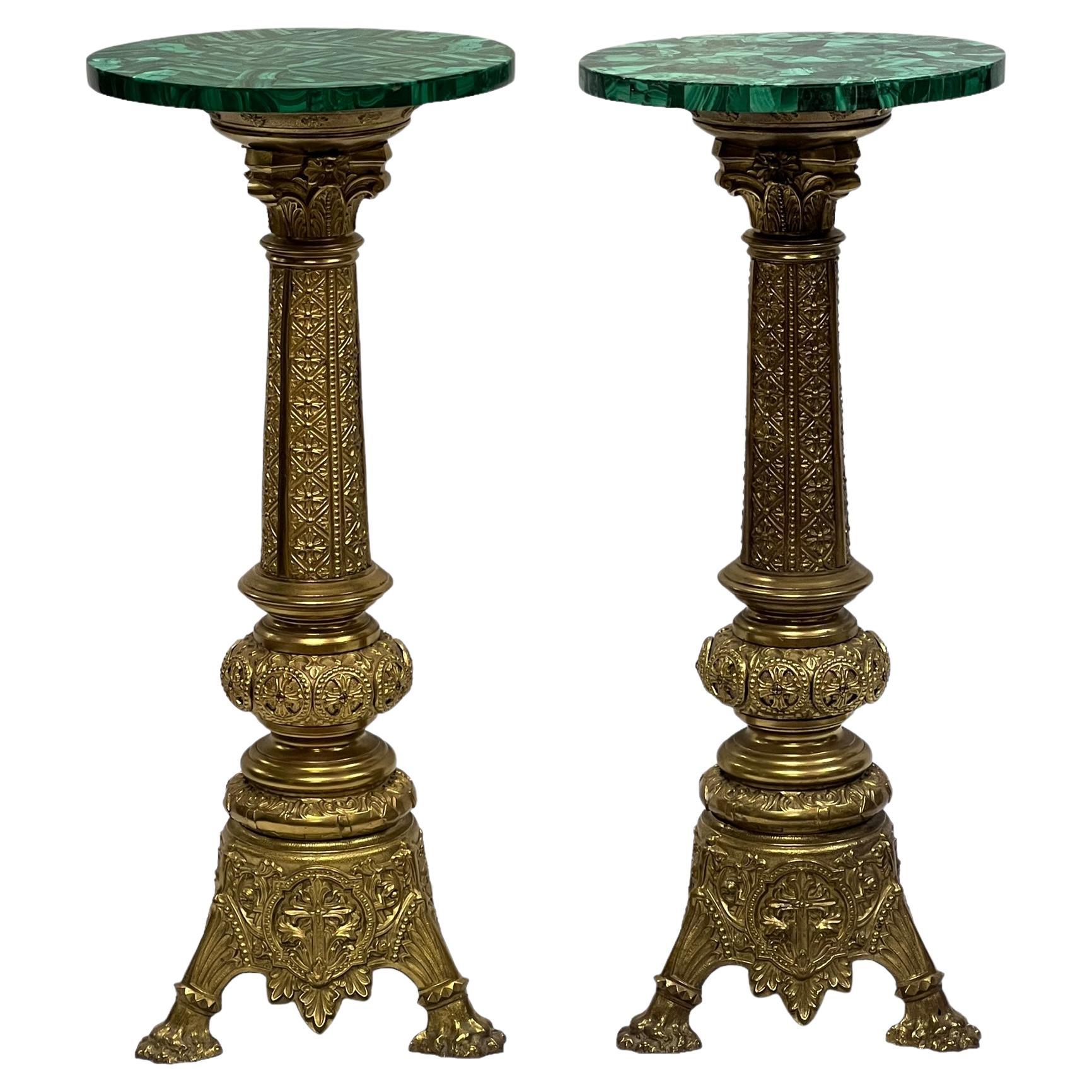 Paire de piédestaux en malachite et bronze doré  ou des Stand de plantes