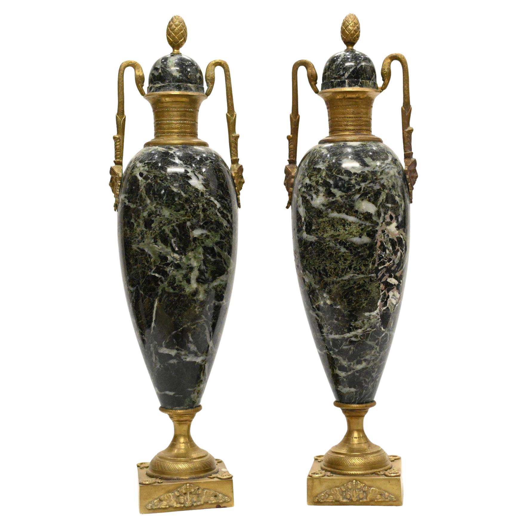 Par de Urnas Ánfora de Mármol Cassolettes Imperio Francés 1880 en venta