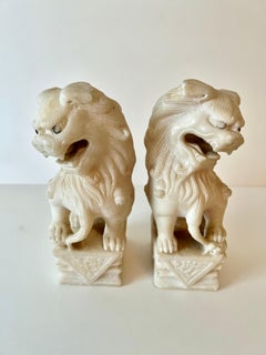 Coppia di cani Marble Foo