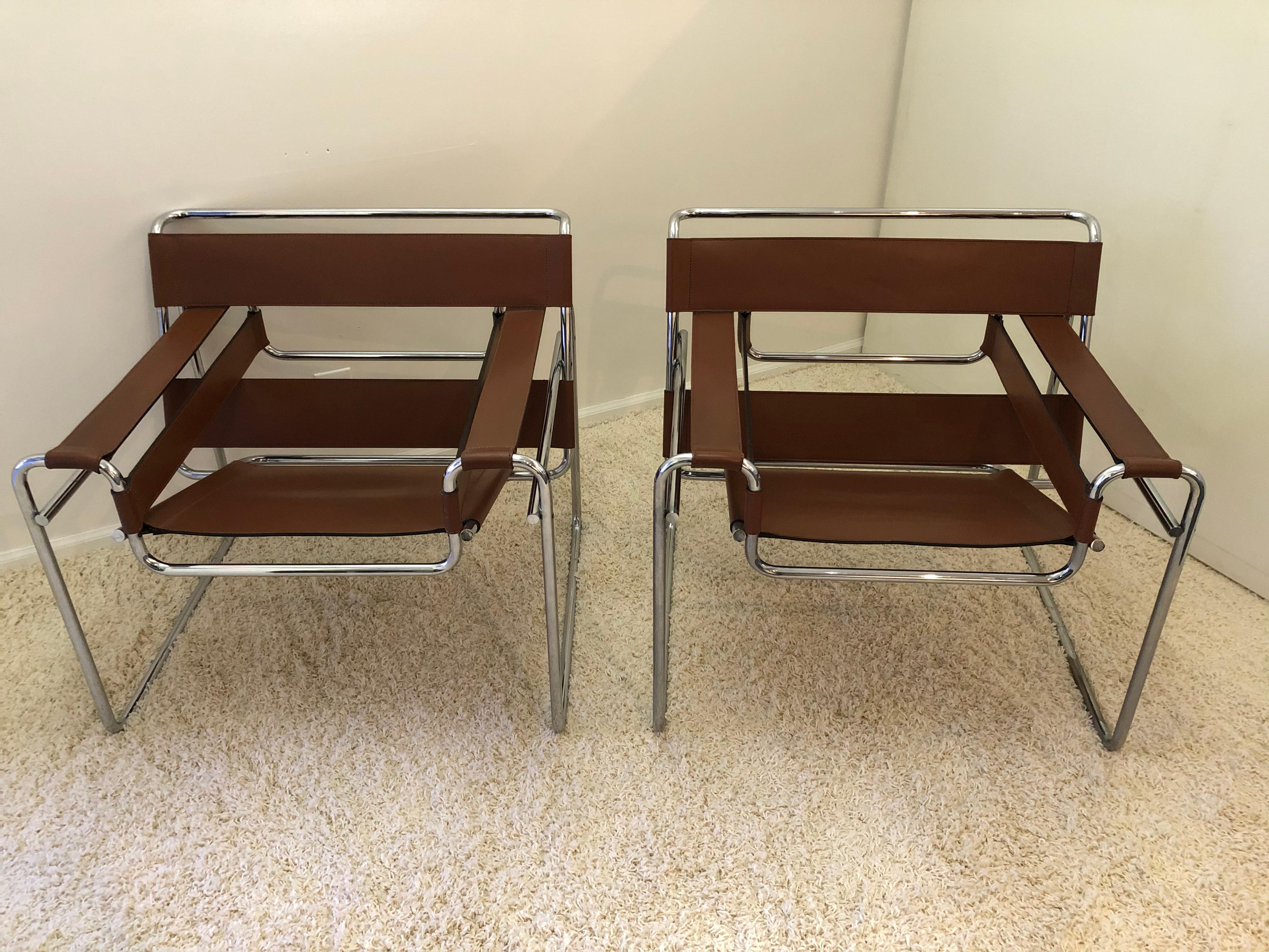 Mid-Century Modern Pair of Marcel Breuer Wassily Leather Lounge Chairs Gavina for Charles Stendig