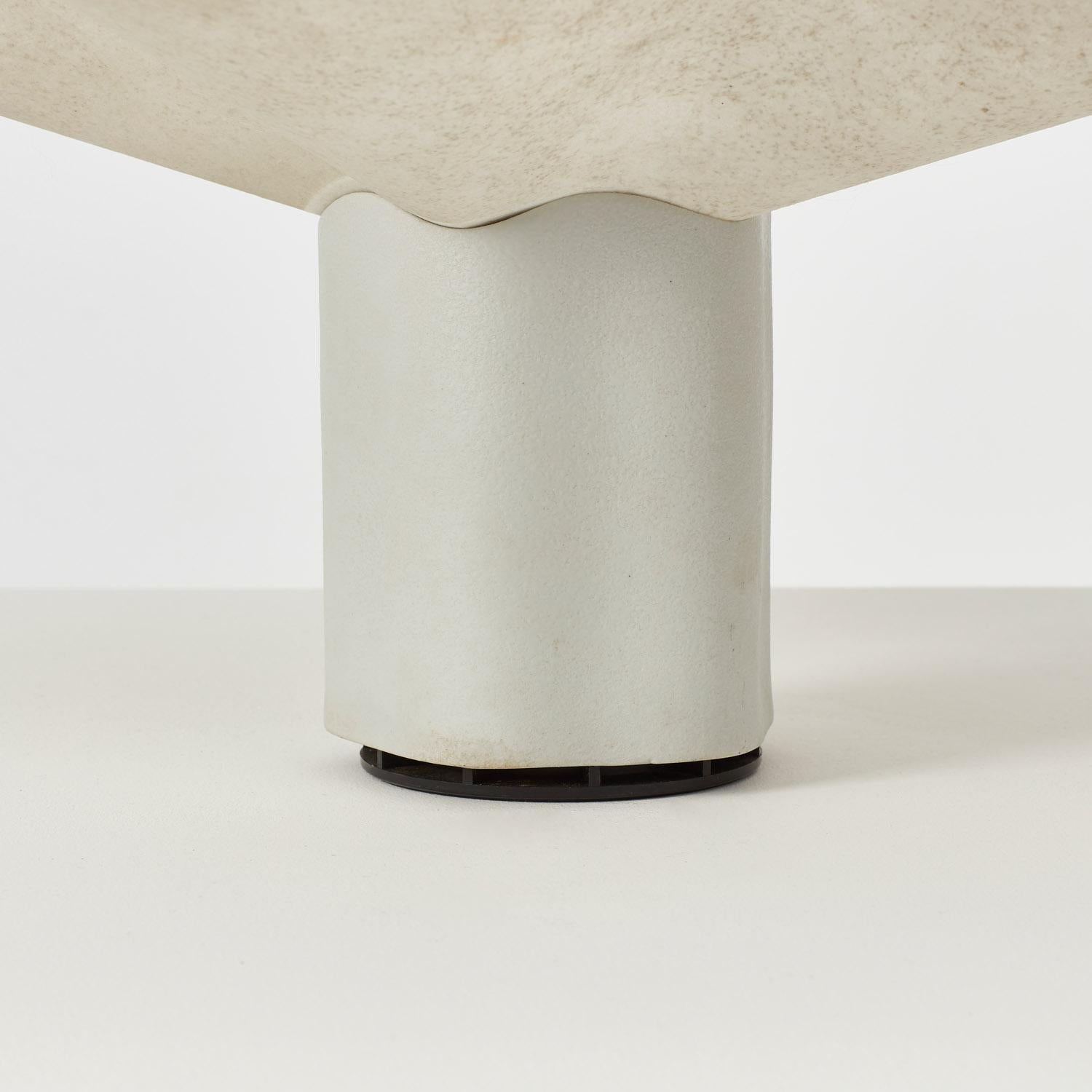 Coppia di lampade da tavolo Mario Bellini Area per Artemide, Italia 1974 in vendita 1