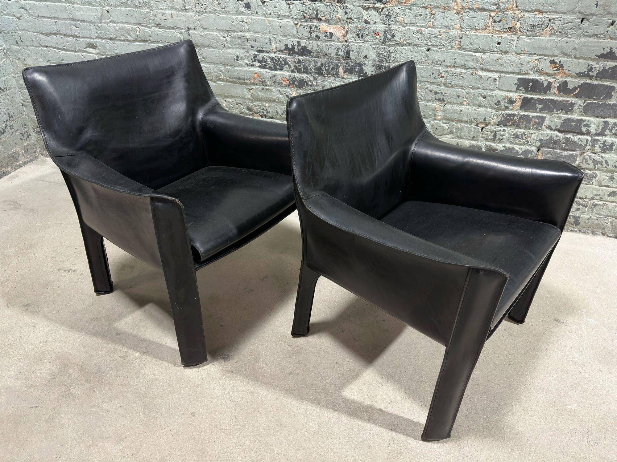 Italian Pair Mario Bellini Black Leather Cab Chairs, Model 414 for Cassina Italy, 1980 For Sale