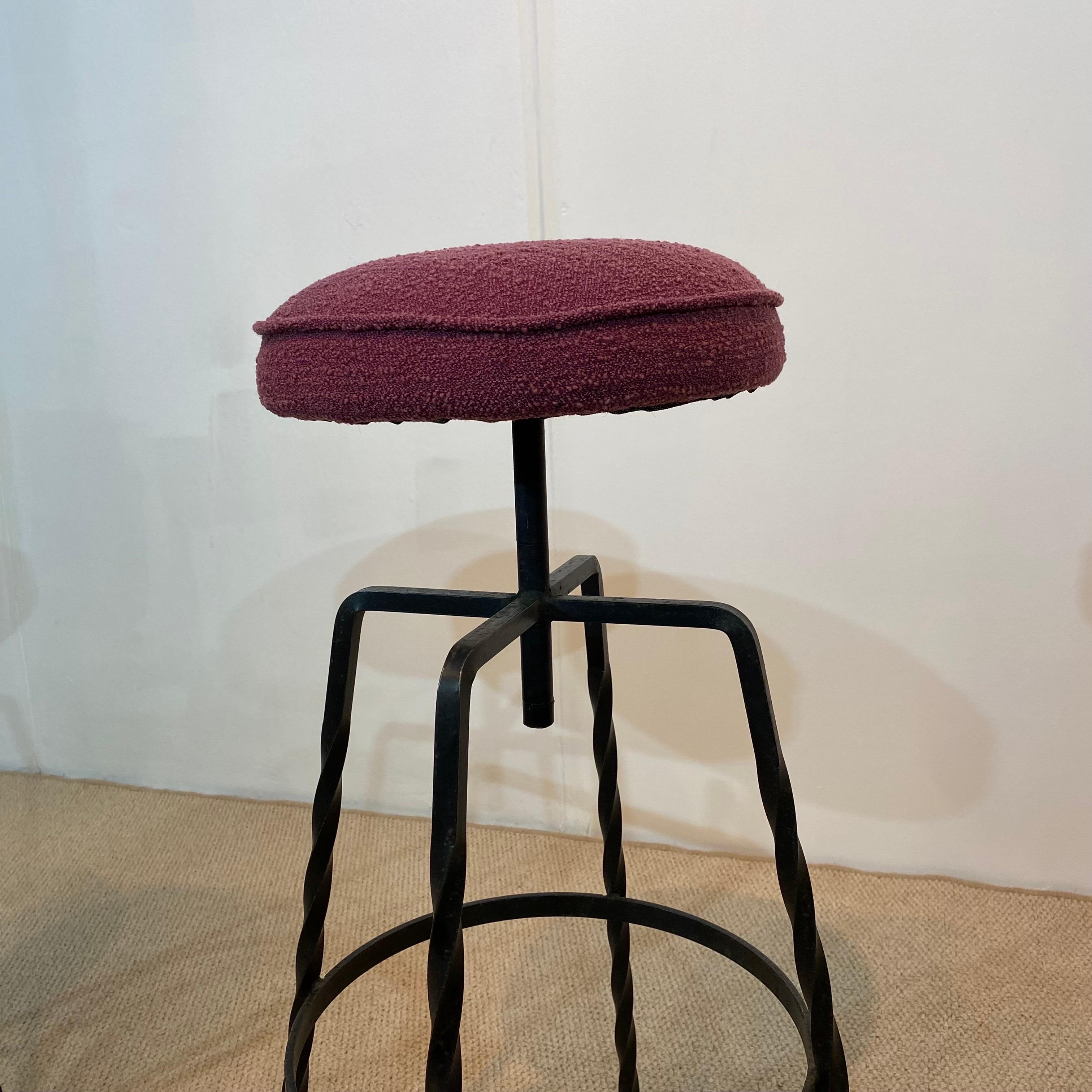 Pair Maroon Boucle Iron Swivel Bar Stools Midcentury Italian Vintage 1950s 60s For Sale 4