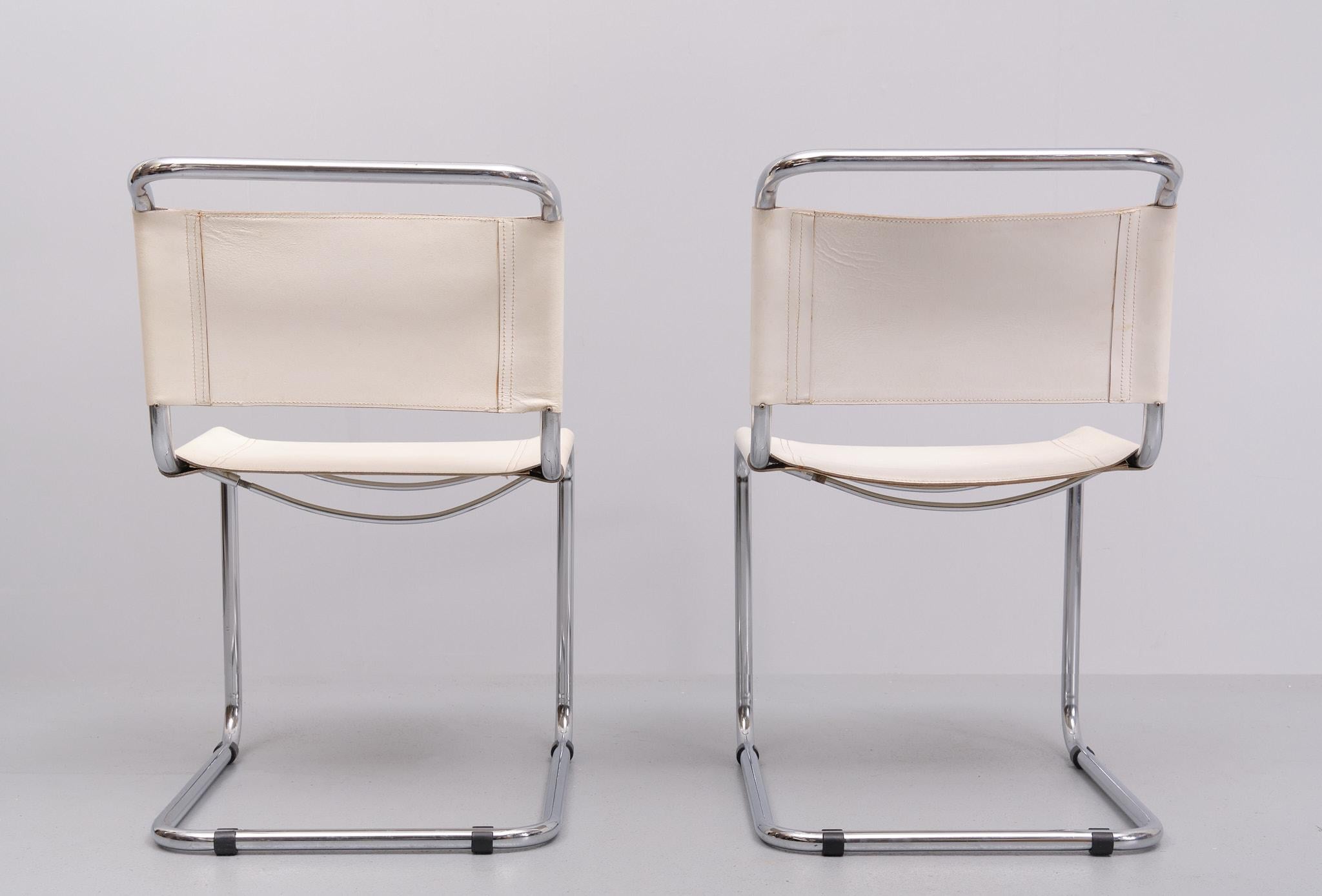 Italian pair Mart stam S33 cantilever chairs  1970s  For Sale