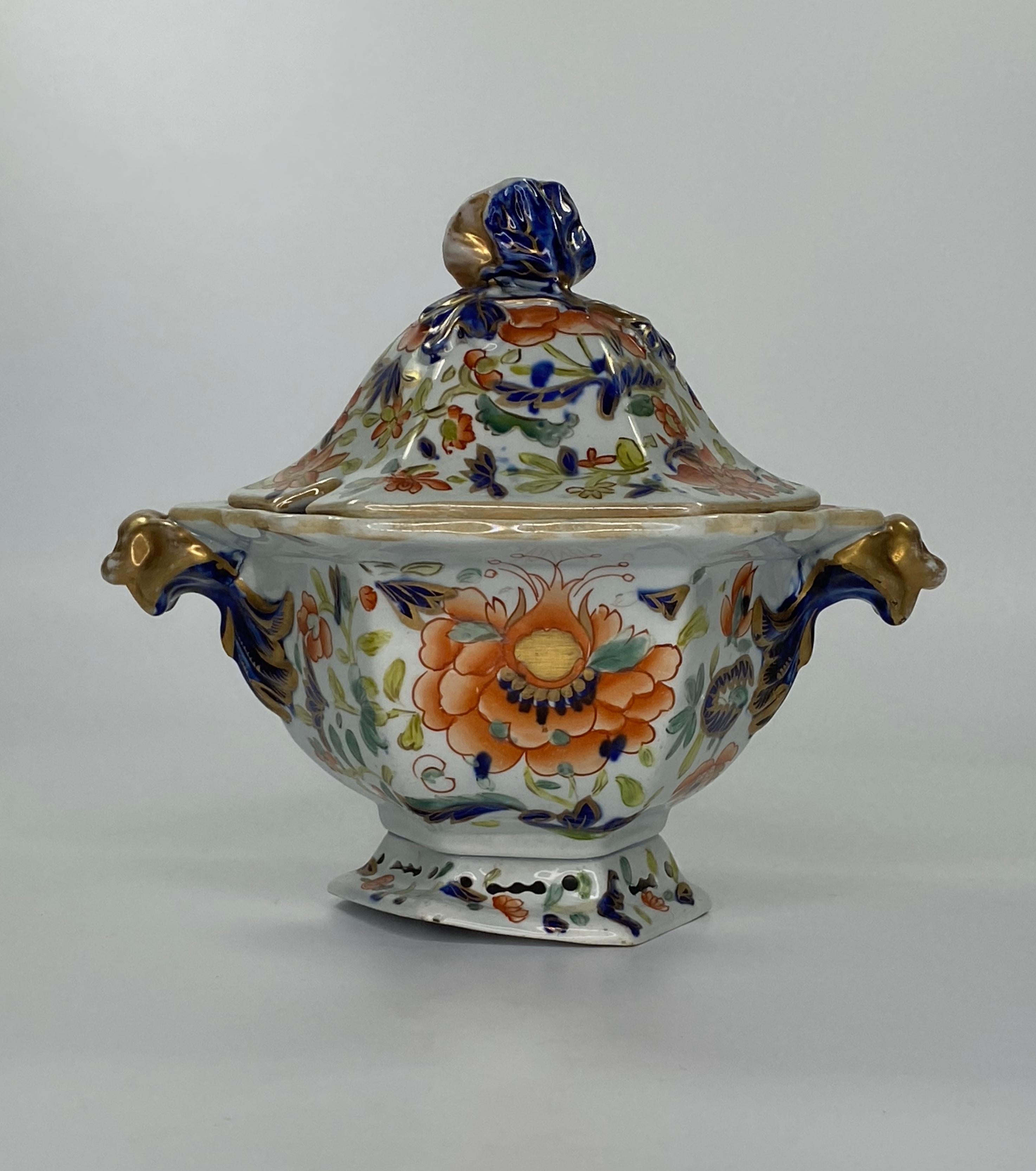 Pair of Masons Ironstone Tureens, Covers and Stands, circa 1815 3
