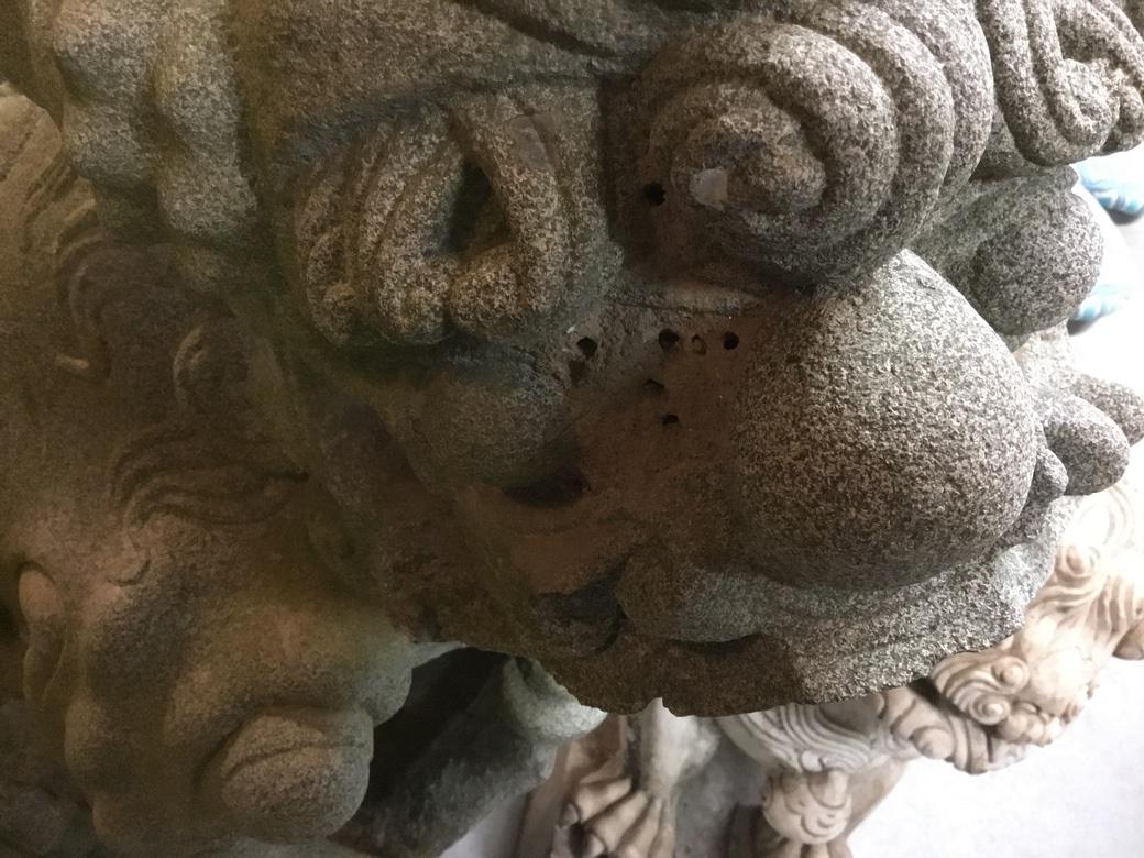 Pair Massive Carved Granite Foo Lion Entrance Guardian Figures  In Good Condition For Sale In Bridgeport, CT