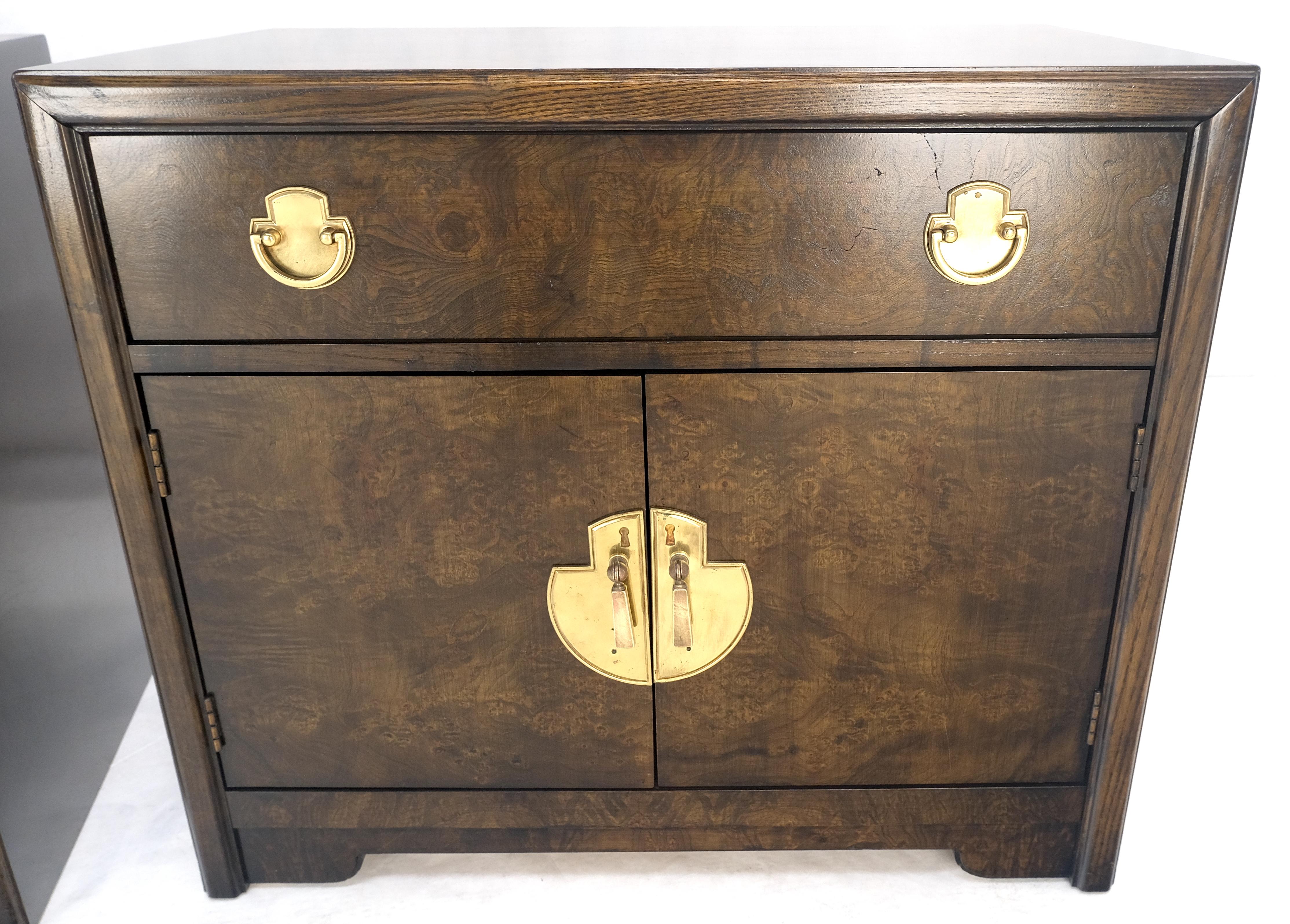 Pair Mastercraft Burl Wood Heavy Brass Hardware One Drawer Night Stands Tables For Sale 1