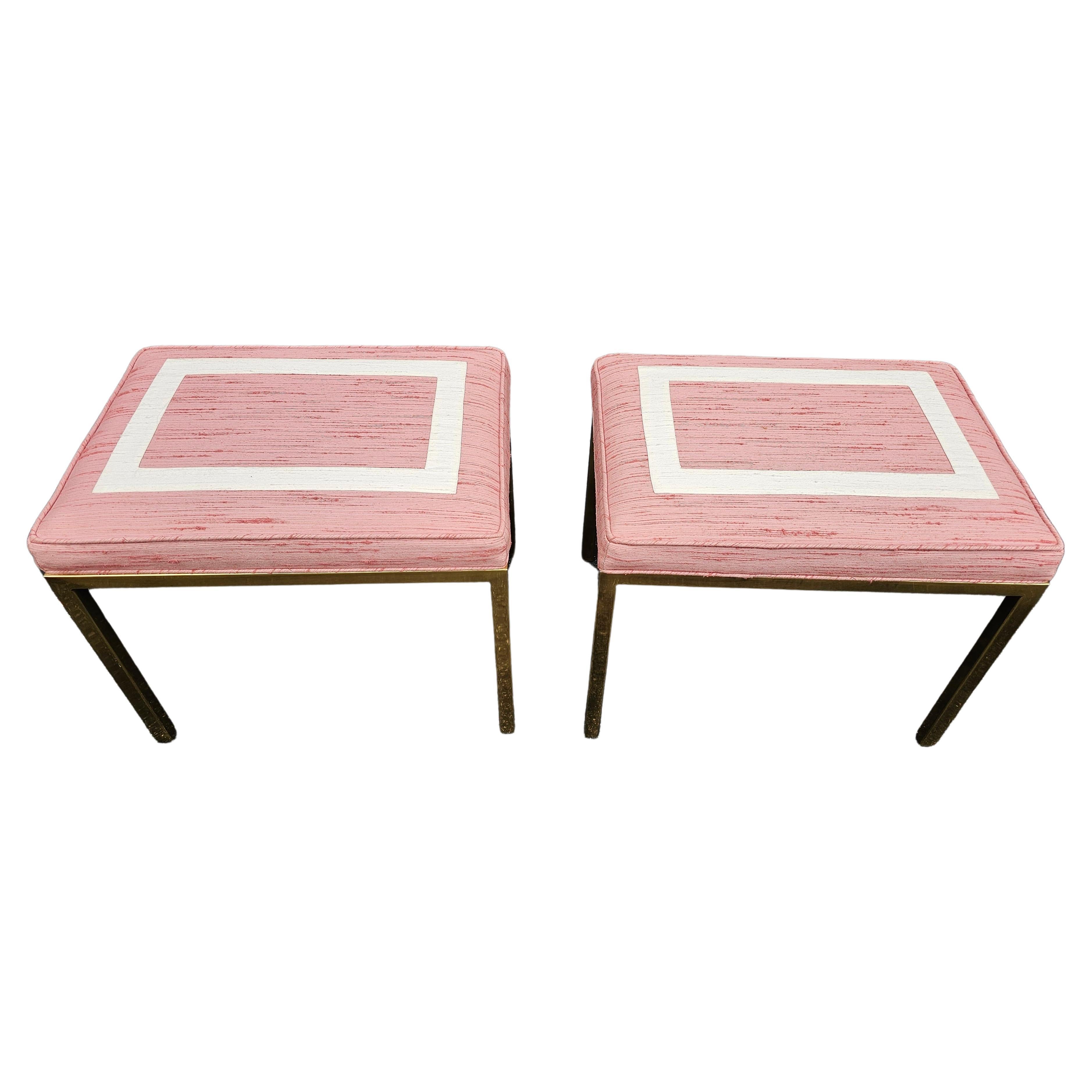 Pair Mastercraft Contemporary Messing und gepolsterte Bänke Fußhocker im Angebot