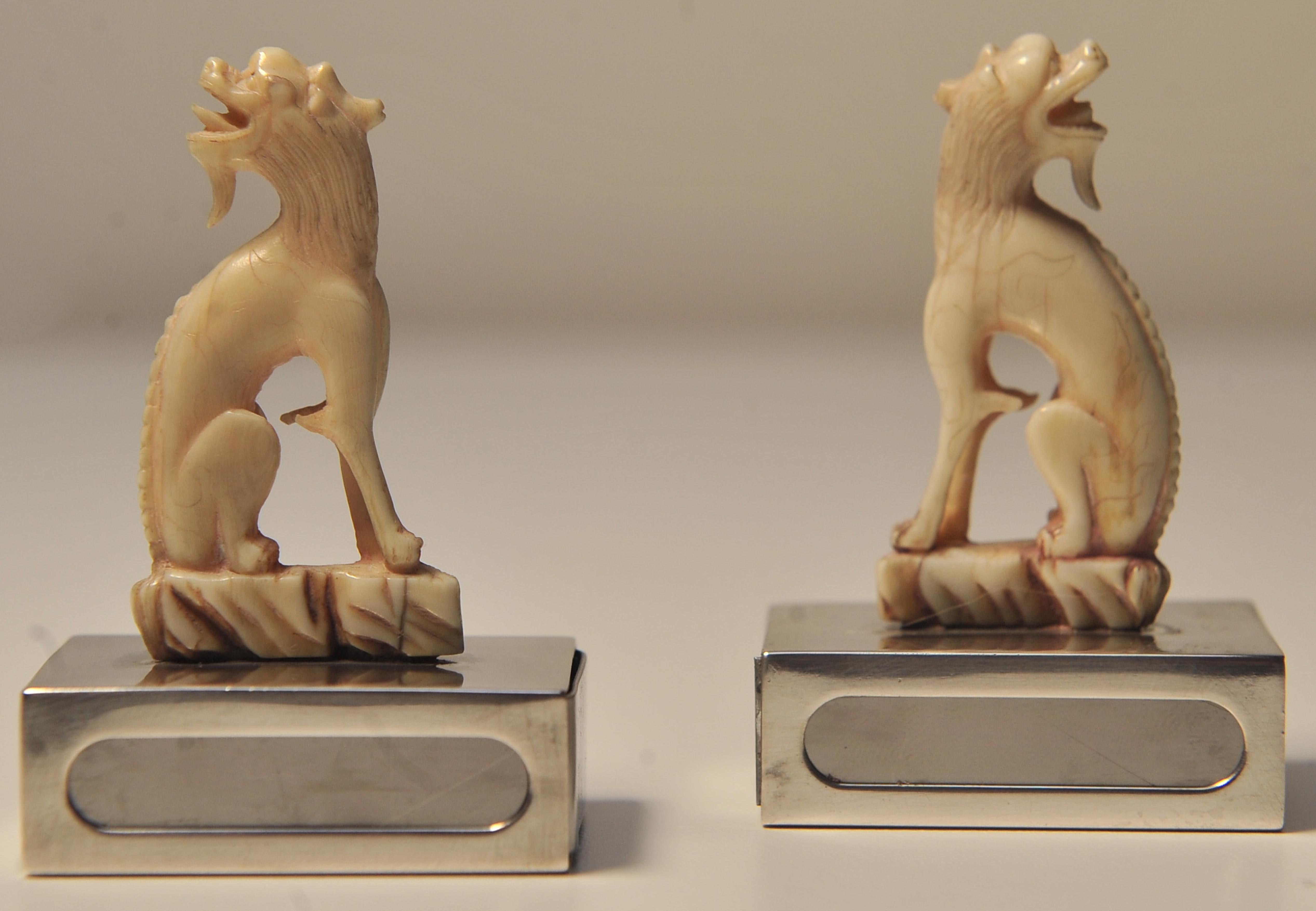 Pair Matching Ivory Chinese Dogs of Foo Matchstick Holders Silver Bases In Good Condition For Sale In High Wycombe, GB