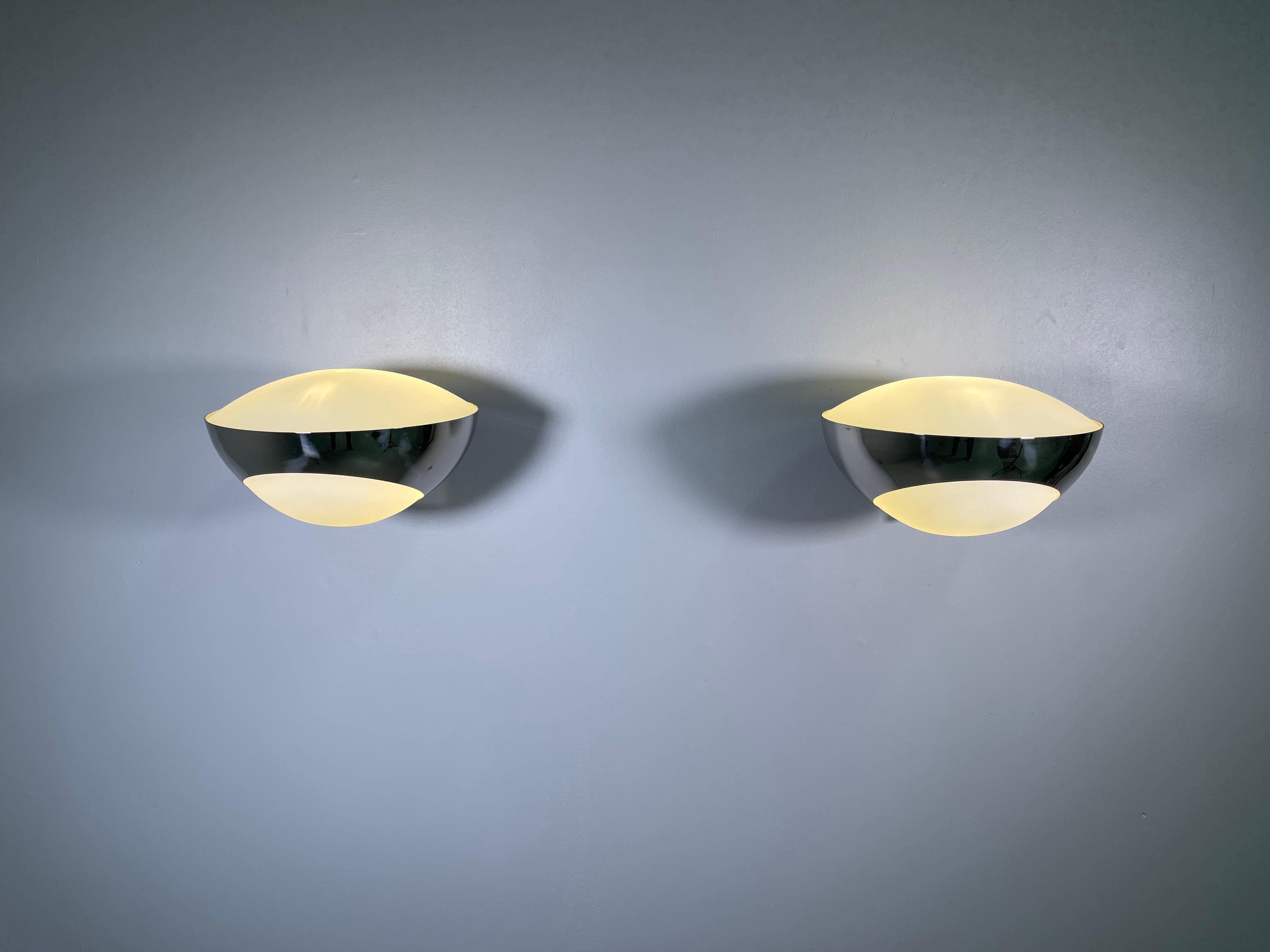 Paire de modèles « 1963 » de Max Ingrand pour Fontana Arte en vente 1
