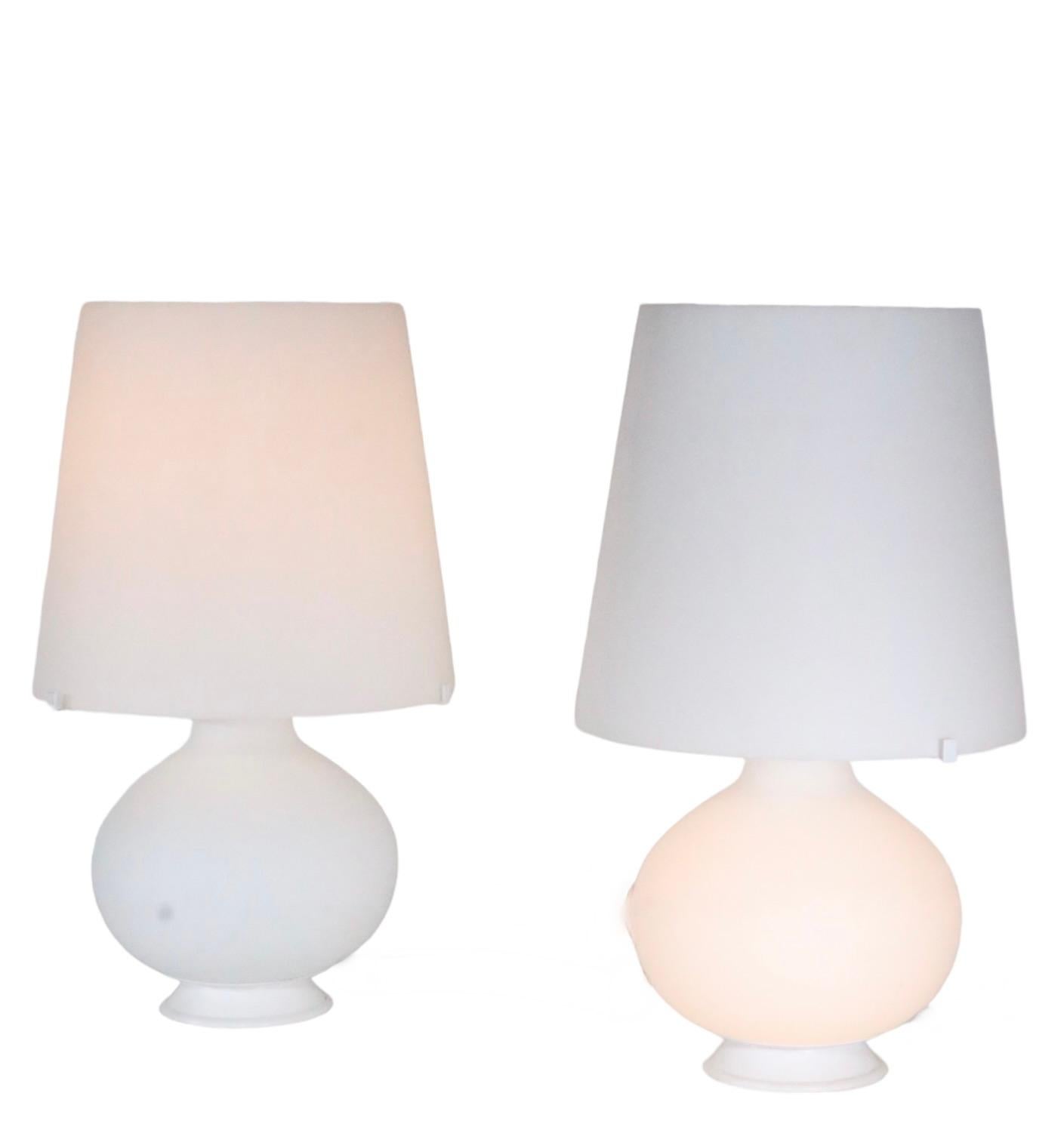 Metal Pair Max Ingrand for Fontana Arte Model 1853 Frosted White Glass Table Lamps