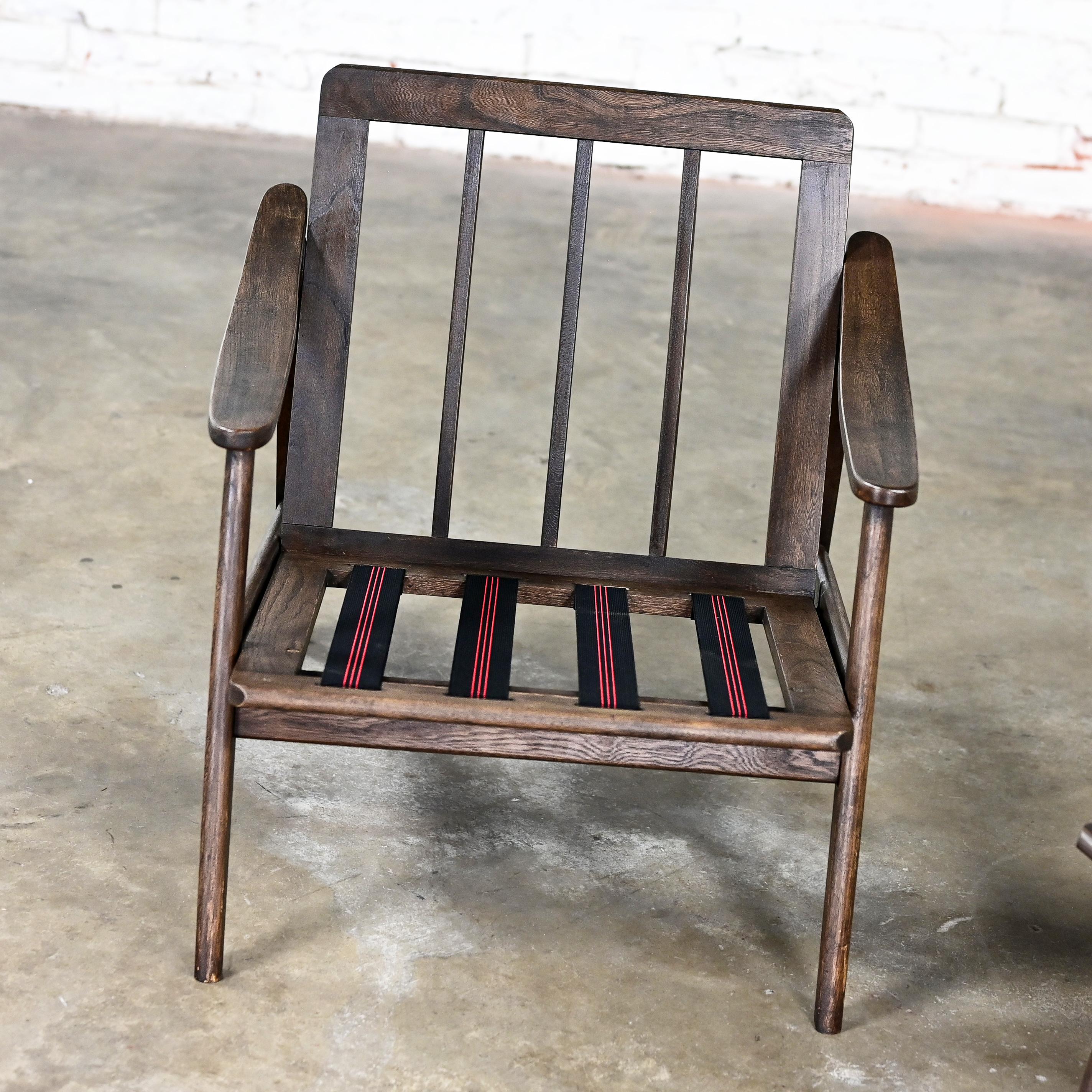 Coppia di telai per poltrone in stile danese o scandinavo The Modern Scandinavian, in legno color noce in vendita 3