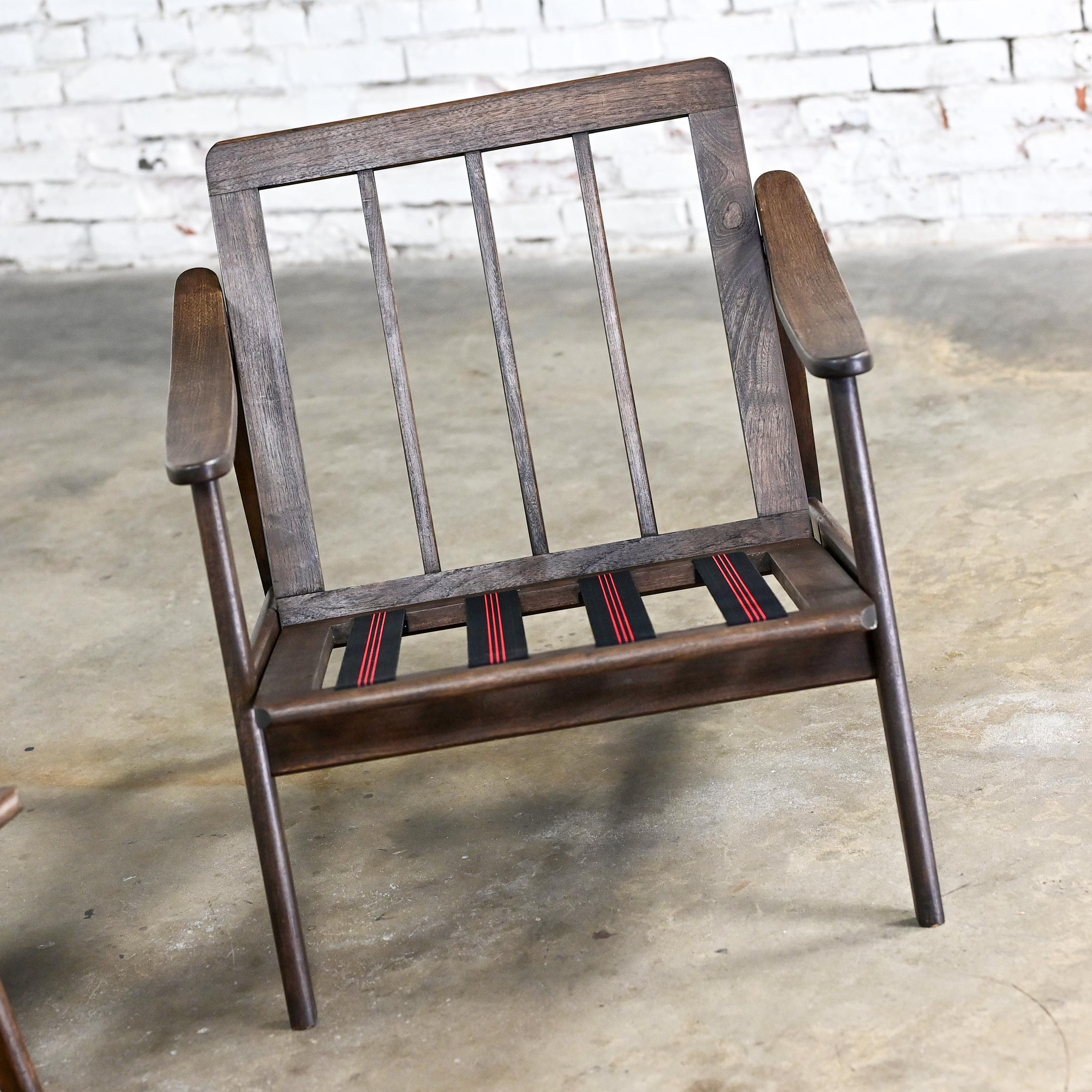 Coppia di telai per poltrone in stile danese o scandinavo The Modern Scandinavian, in legno color noce in vendita 4