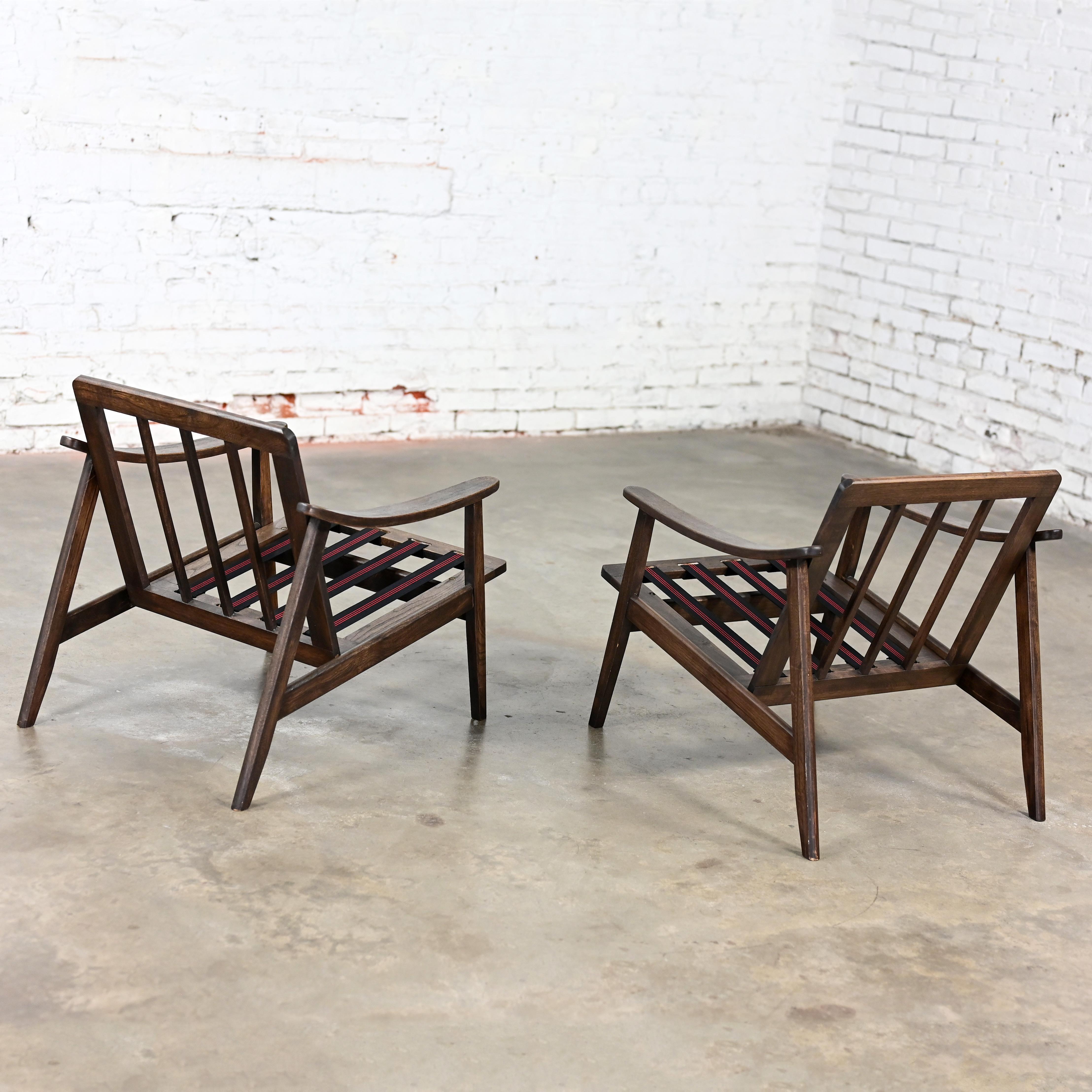 Coppia di telai per poltrone in stile danese o scandinavo The Modern Scandinavian, in legno color noce in vendita 7