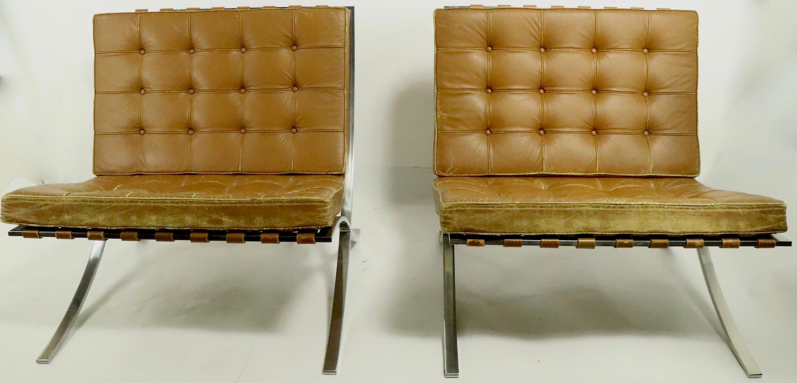 International Style Pair of Meis Barcelona Chairs by Knoll