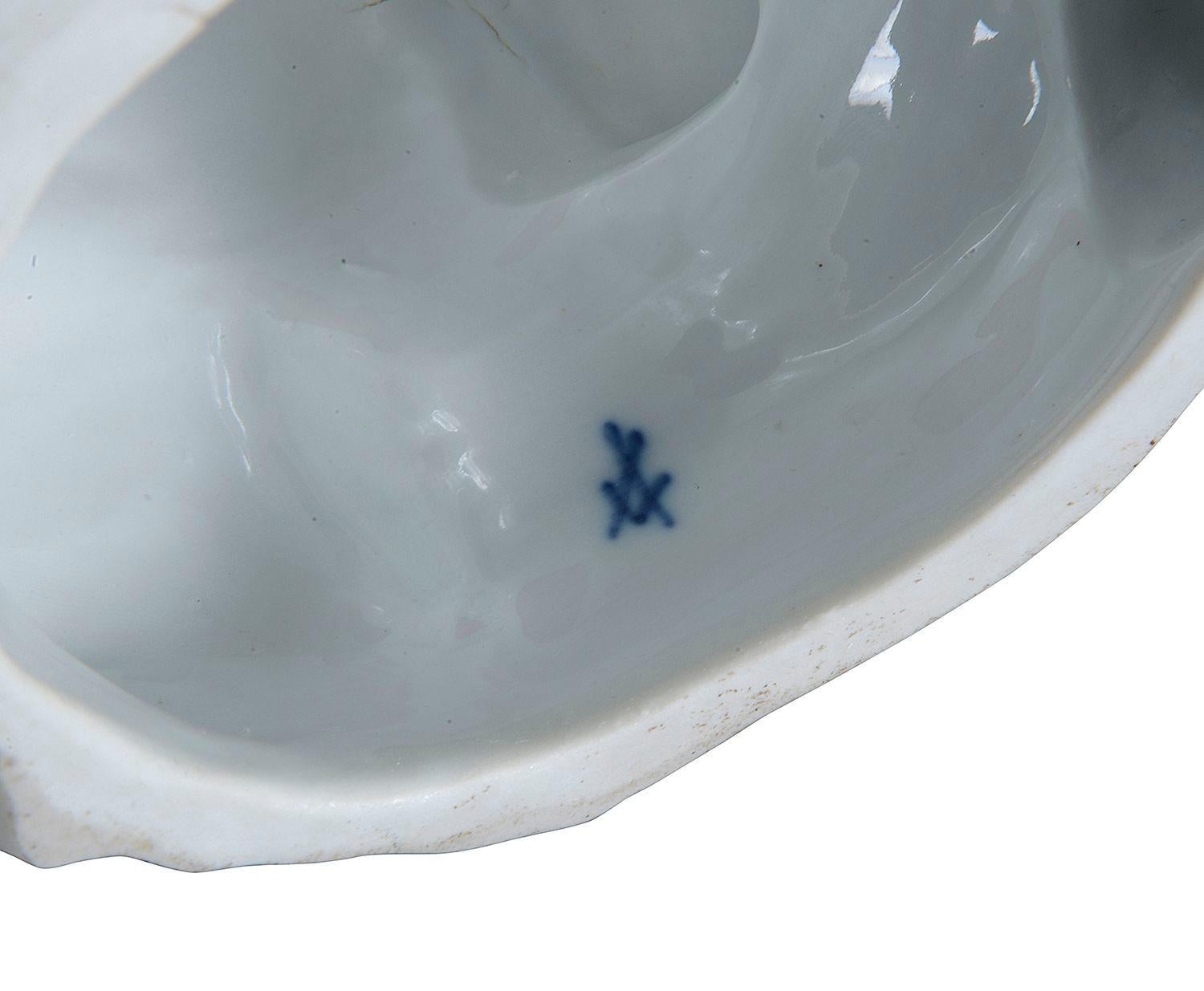 Coppia di pagode annuenti di Meissen, XIX secolo, altezza 17 cm in vendita 1