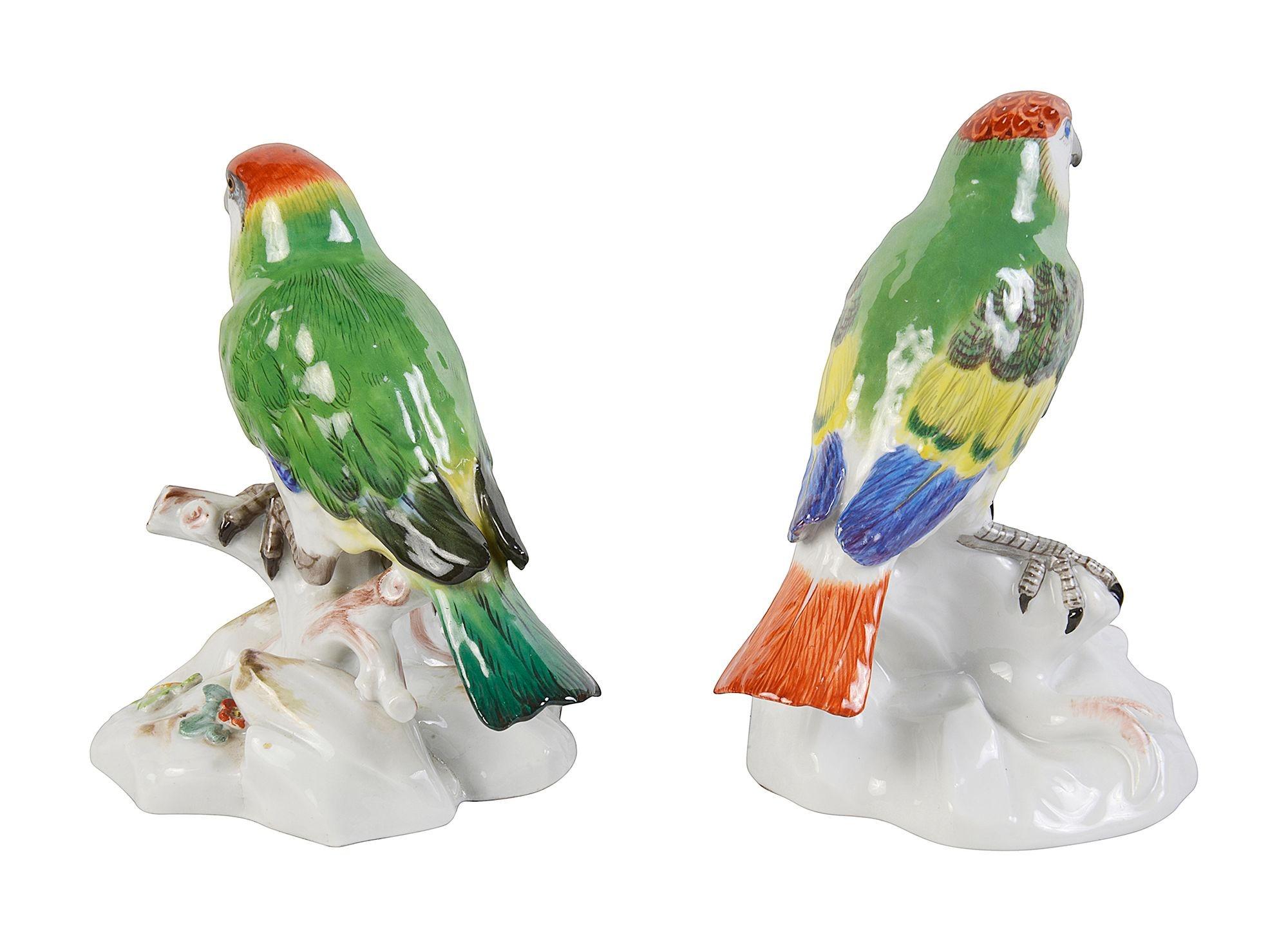 Allemand Paire de perroquets de Meissen, fin du 19e siècle en vente