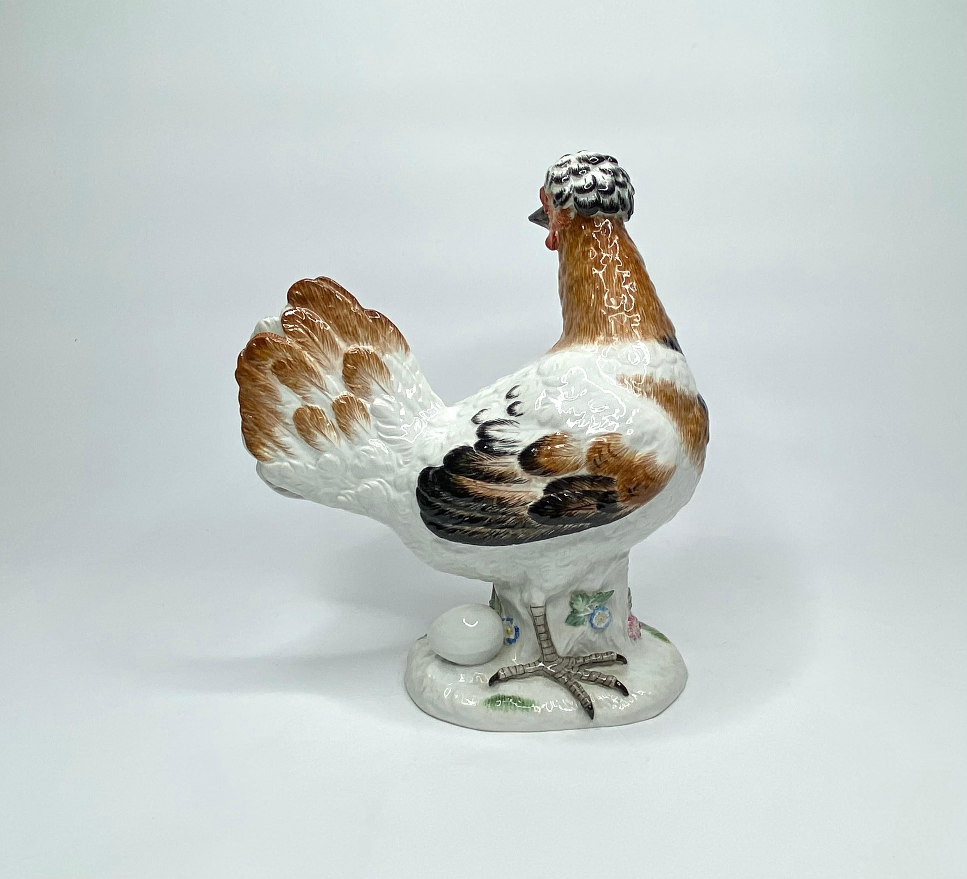 Pair Meissen porcelain covered and hen, c. 1920. For Sale 4