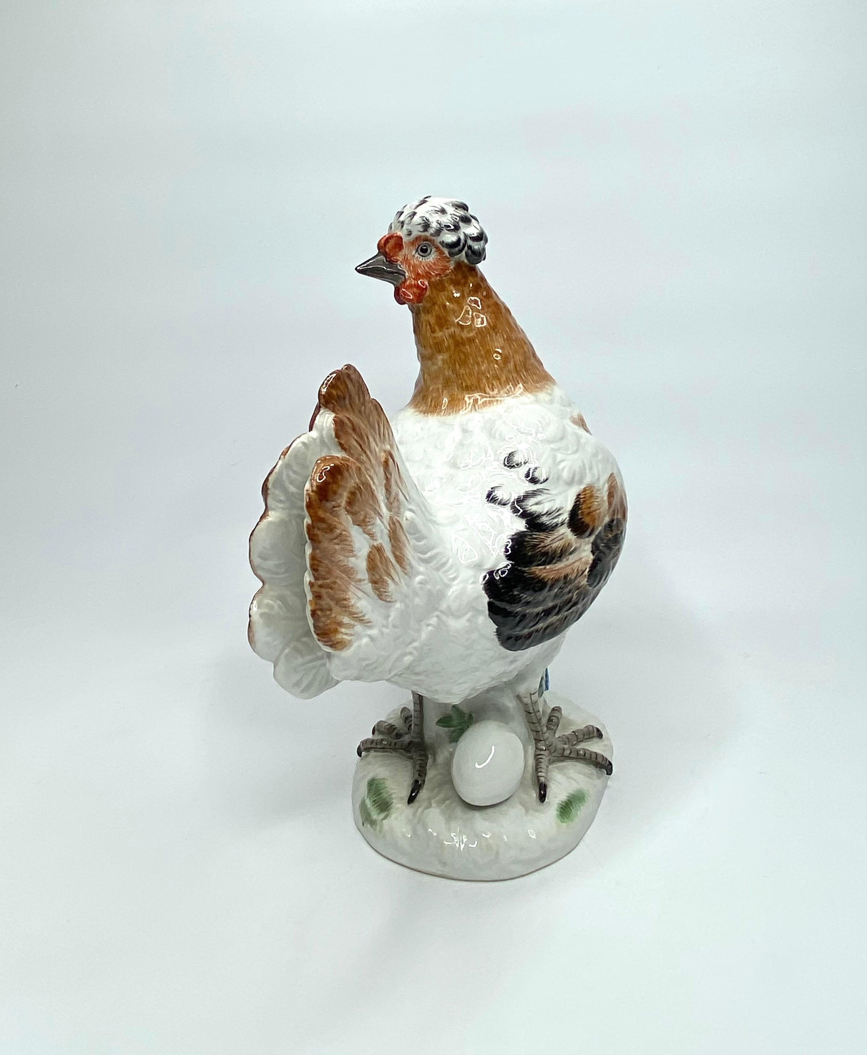 Pair Meissen porcelain covered and hen, c. 1920. For Sale 5