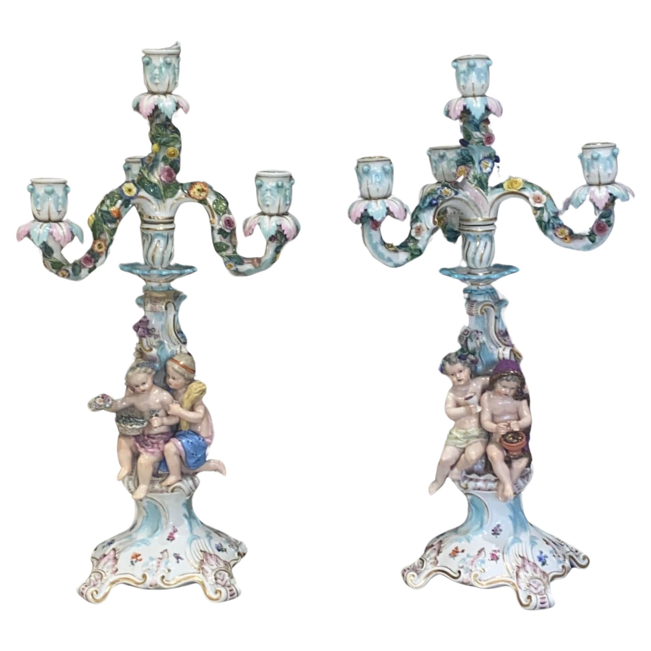 Paire de candélabres figuratifs en porcelaine de Meissen Circa 19e siècle  en vente 9