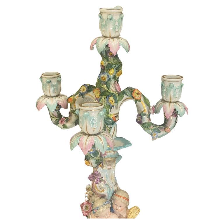 Paire de candélabres figuratifs en porcelaine de Meissen Circa 19e siècle  en vente 10